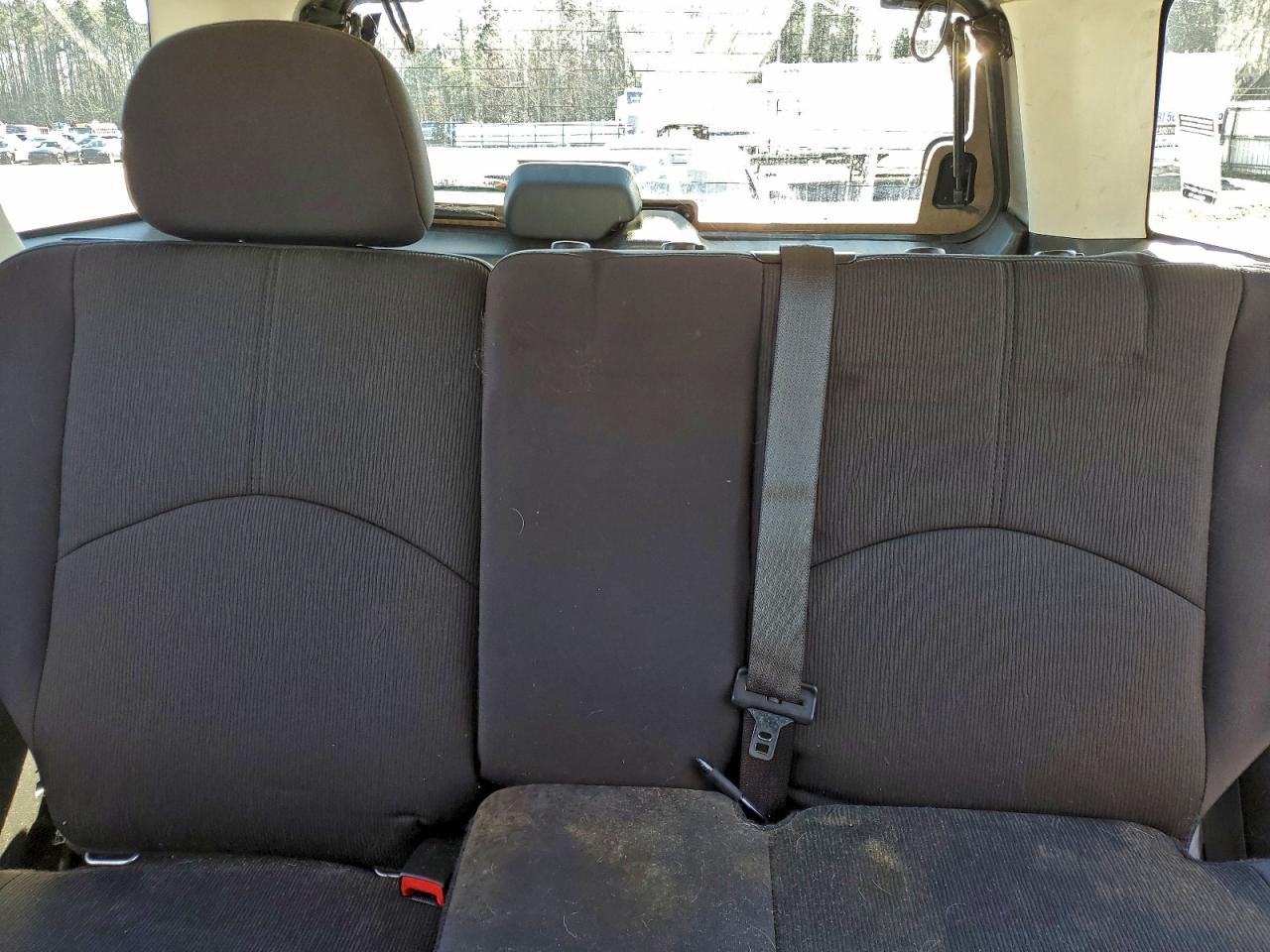 2011 Mazda Tribute I Silver vin: 4F2CY0C77BKM05360