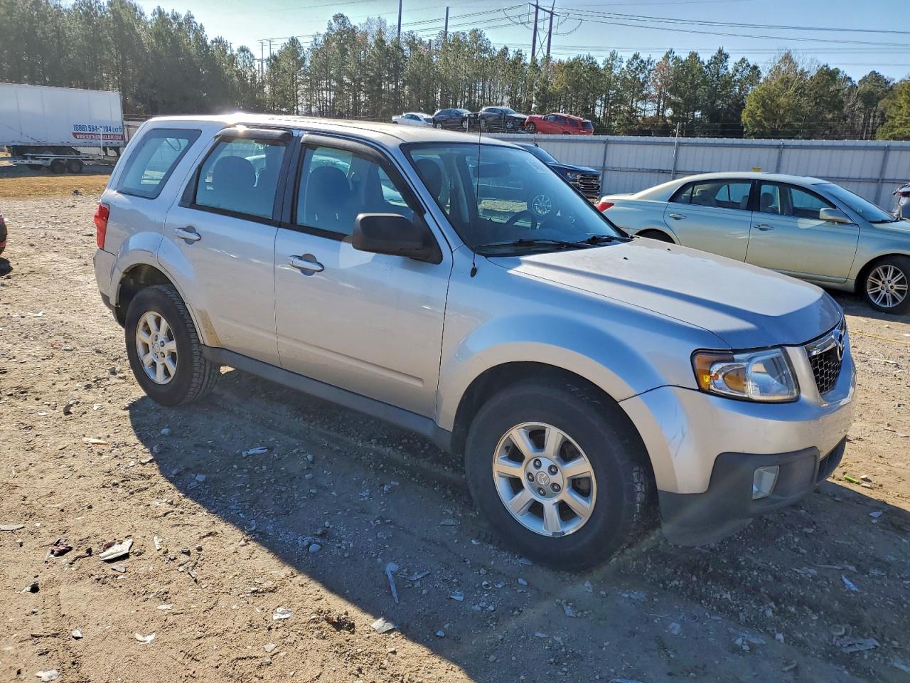 2011 Mazda Tribute I Silver vin: 4F2CY0C77BKM05360