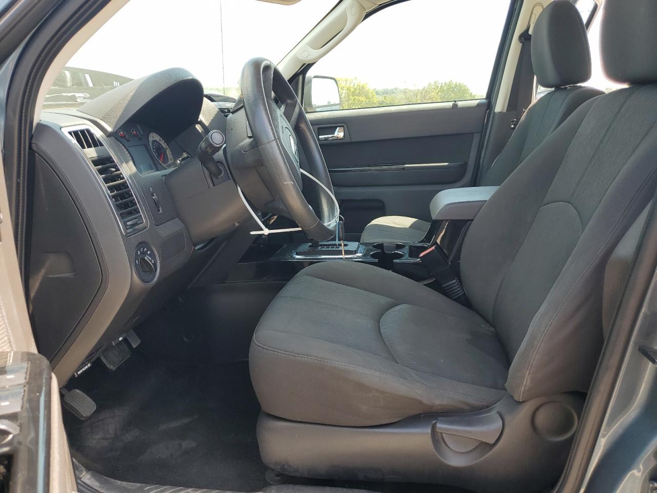 2011 Mazda Tribute I Blue vin: 4F2CY0C77BKM06461