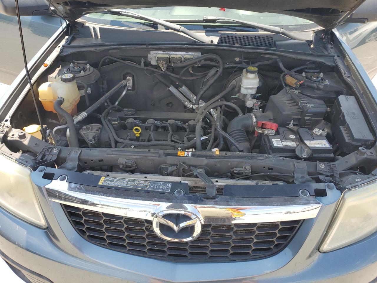 2011 Mazda Tribute I Blue vin: 4F2CY0C77BKM06461