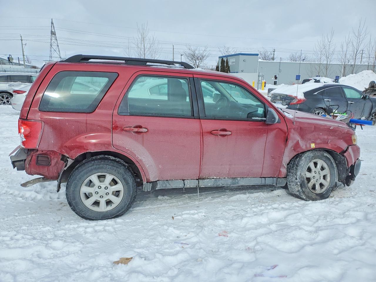 2011 Mazda Tribute I Красный vin: 4F2CY0C78BKM03228