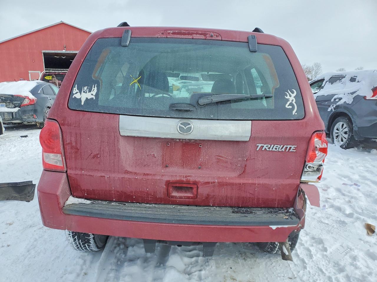 2011 Mazda Tribute I Красный vin: 4F2CY0C78BKM03228