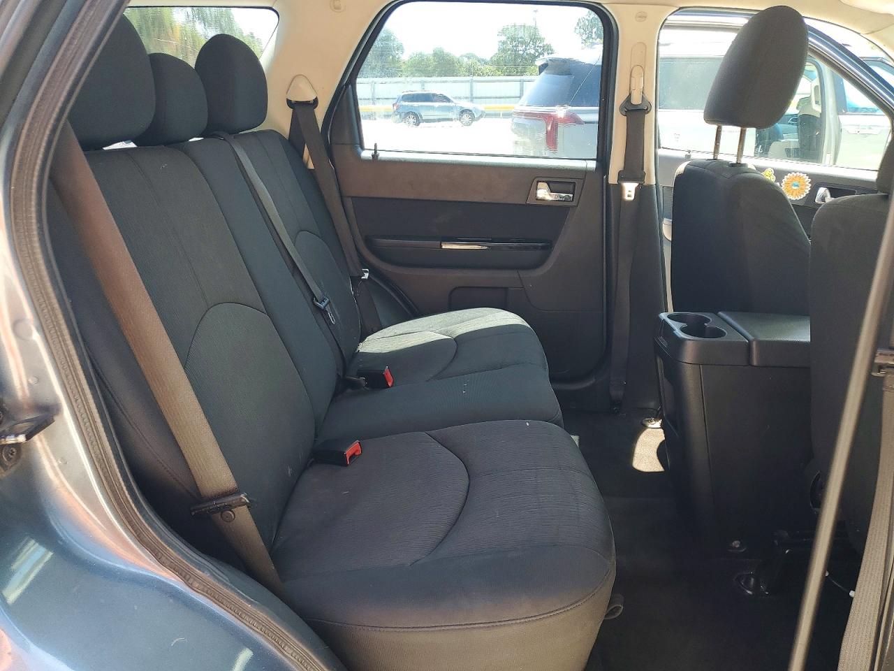 2011 Mazda Tribute I Blue vin: 4F2CY0C78BKM07294