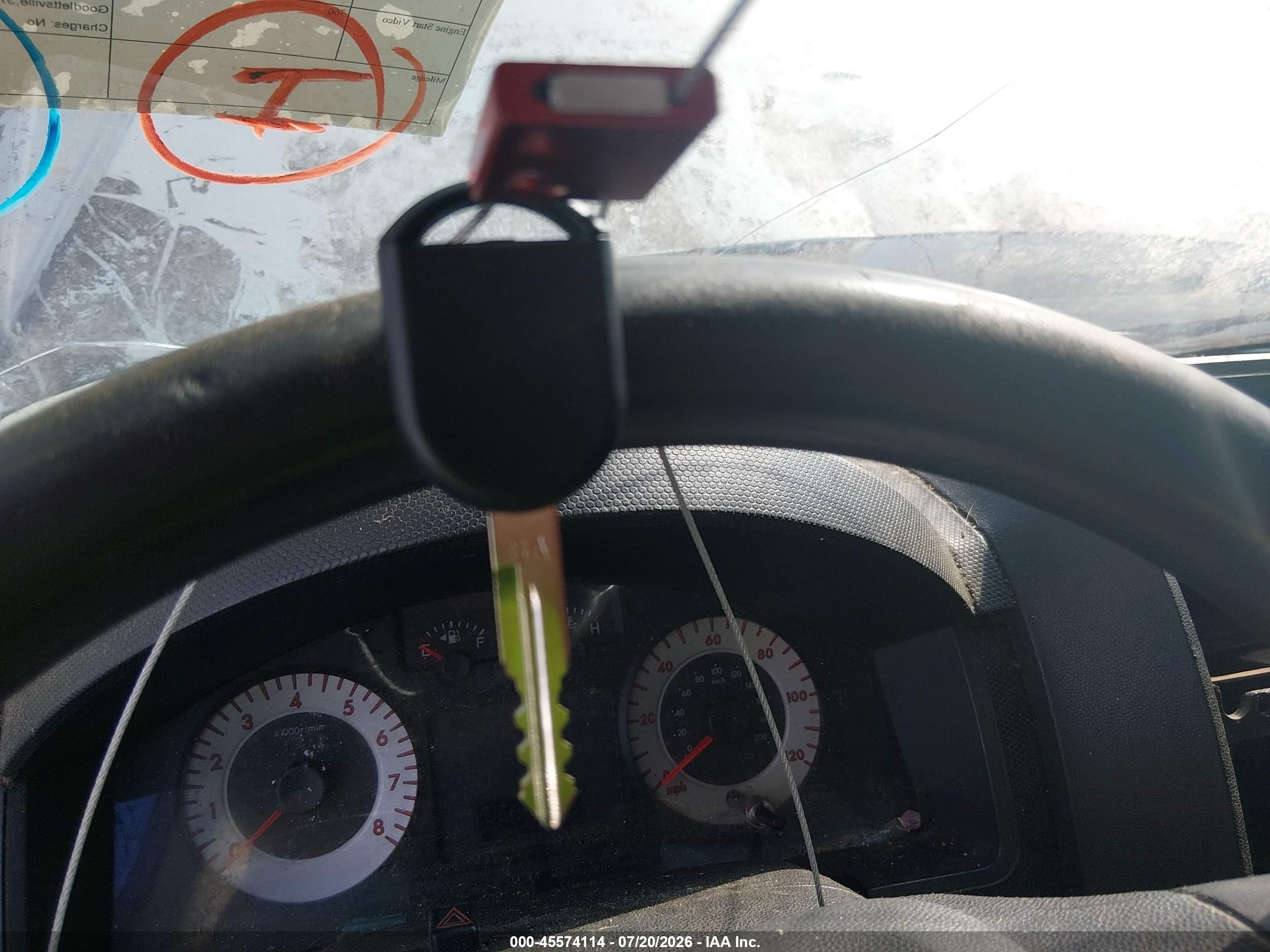 2010 Mazda Tribute Sport Silver vin: 4F2CY0C79AKM00059