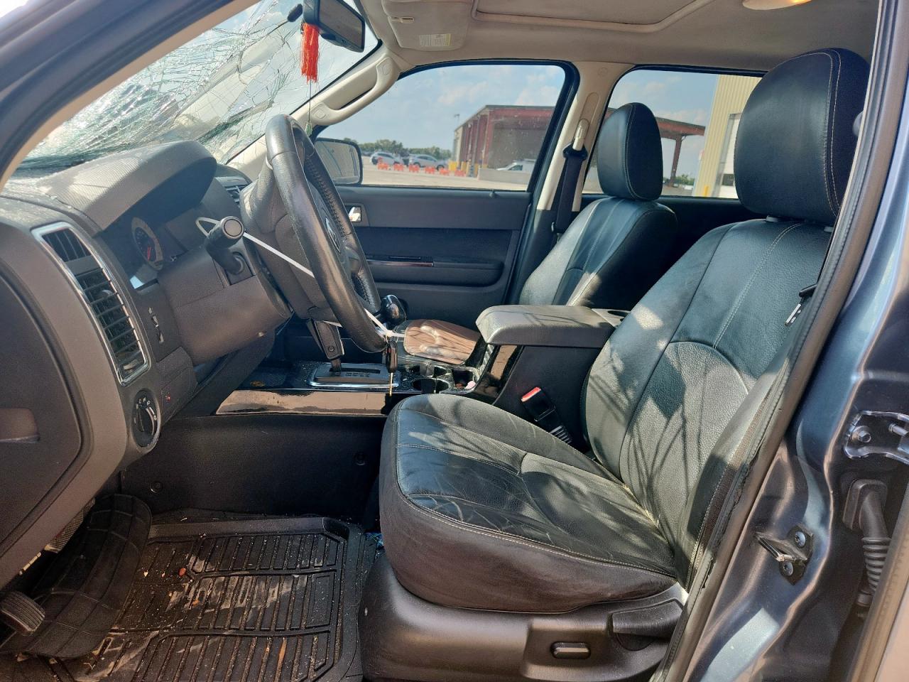 2011 Mazda Tribute I Blue vin: 4F2CY0C79BKM00869