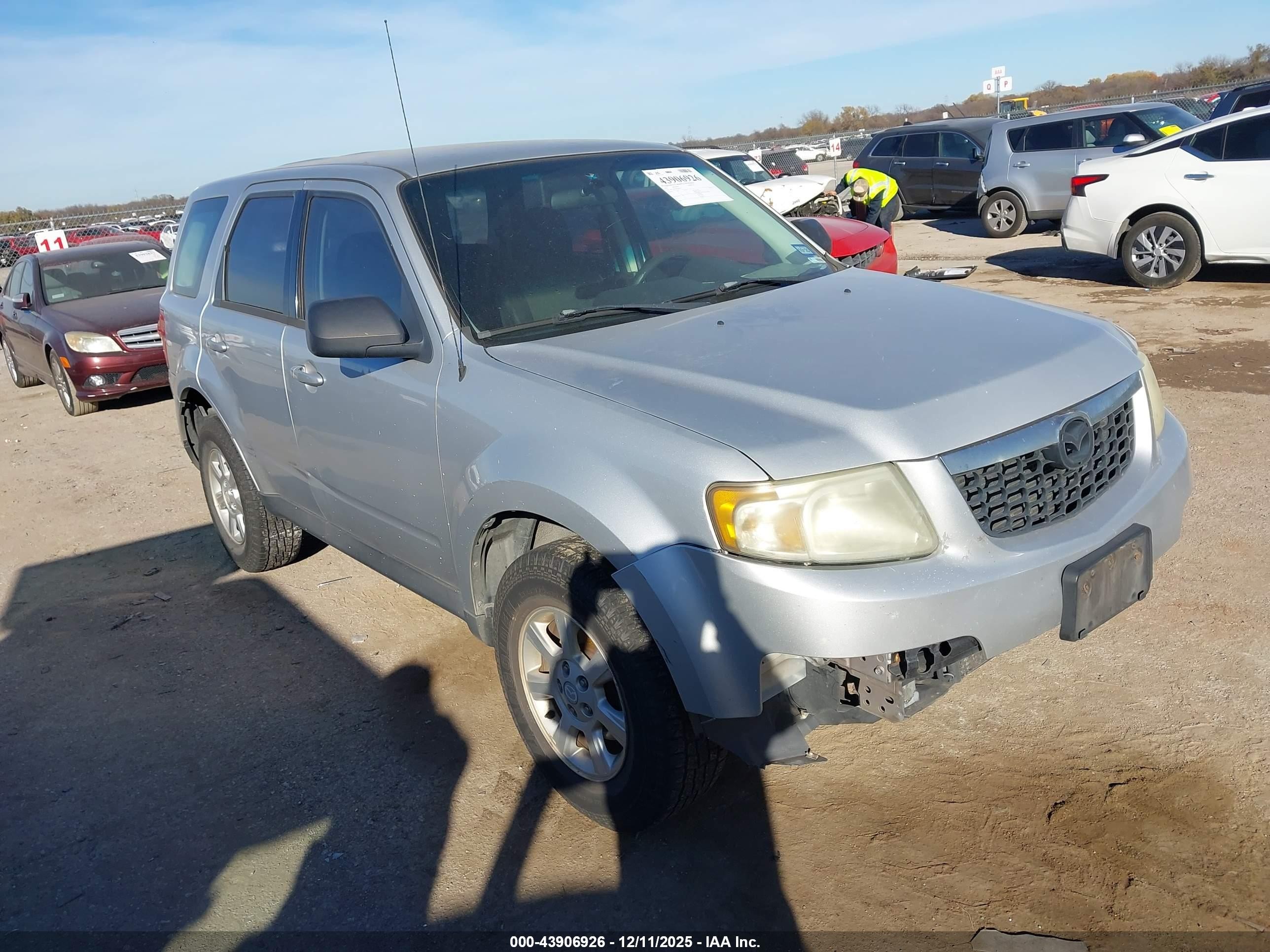 2011 Mazda Tribute I Sport Silver vin: 4F2CY0C79BKM05327