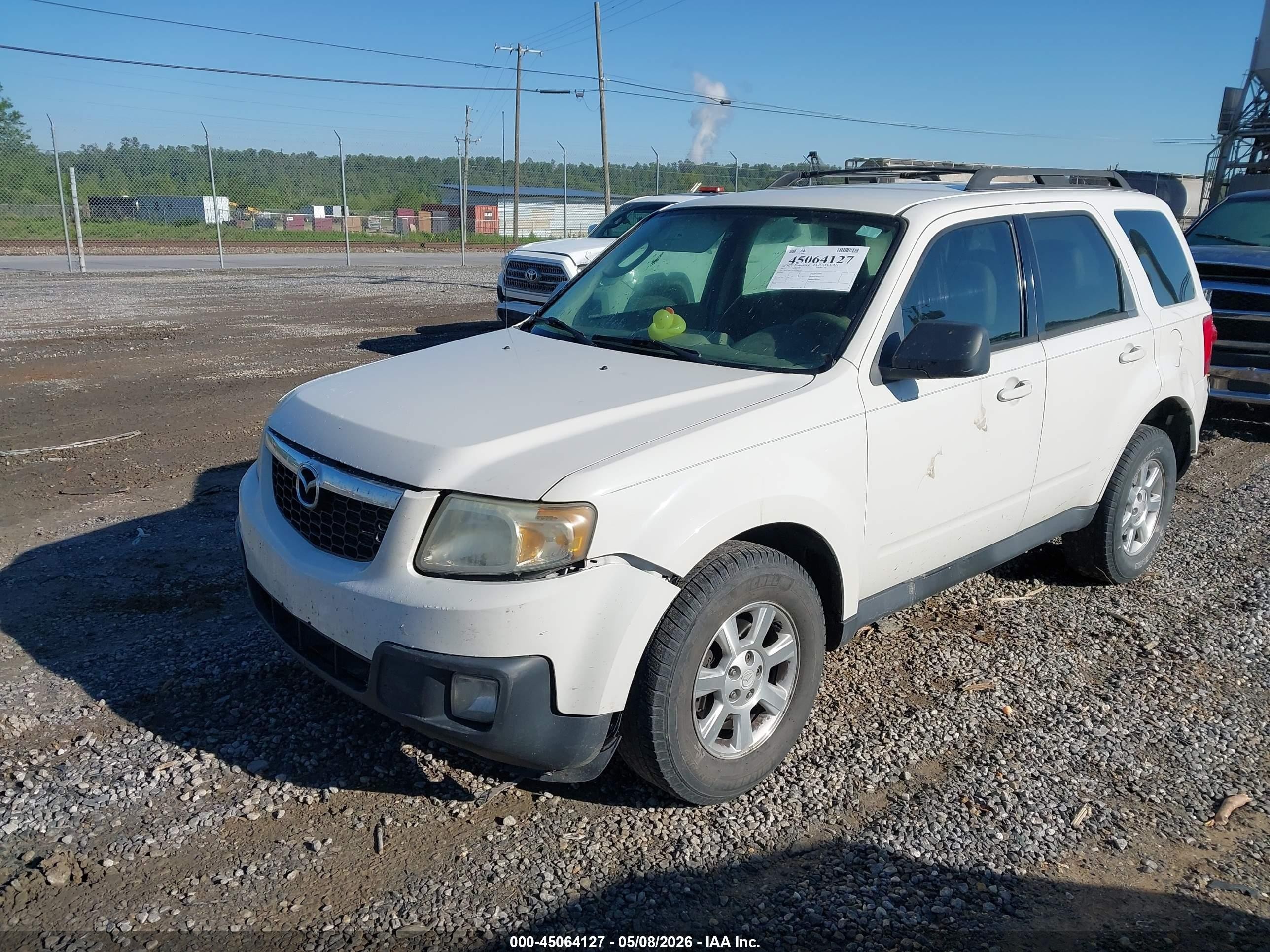 2010 Mazda Tribute I Sport White vin: 4F2CY0C7XAKM08526