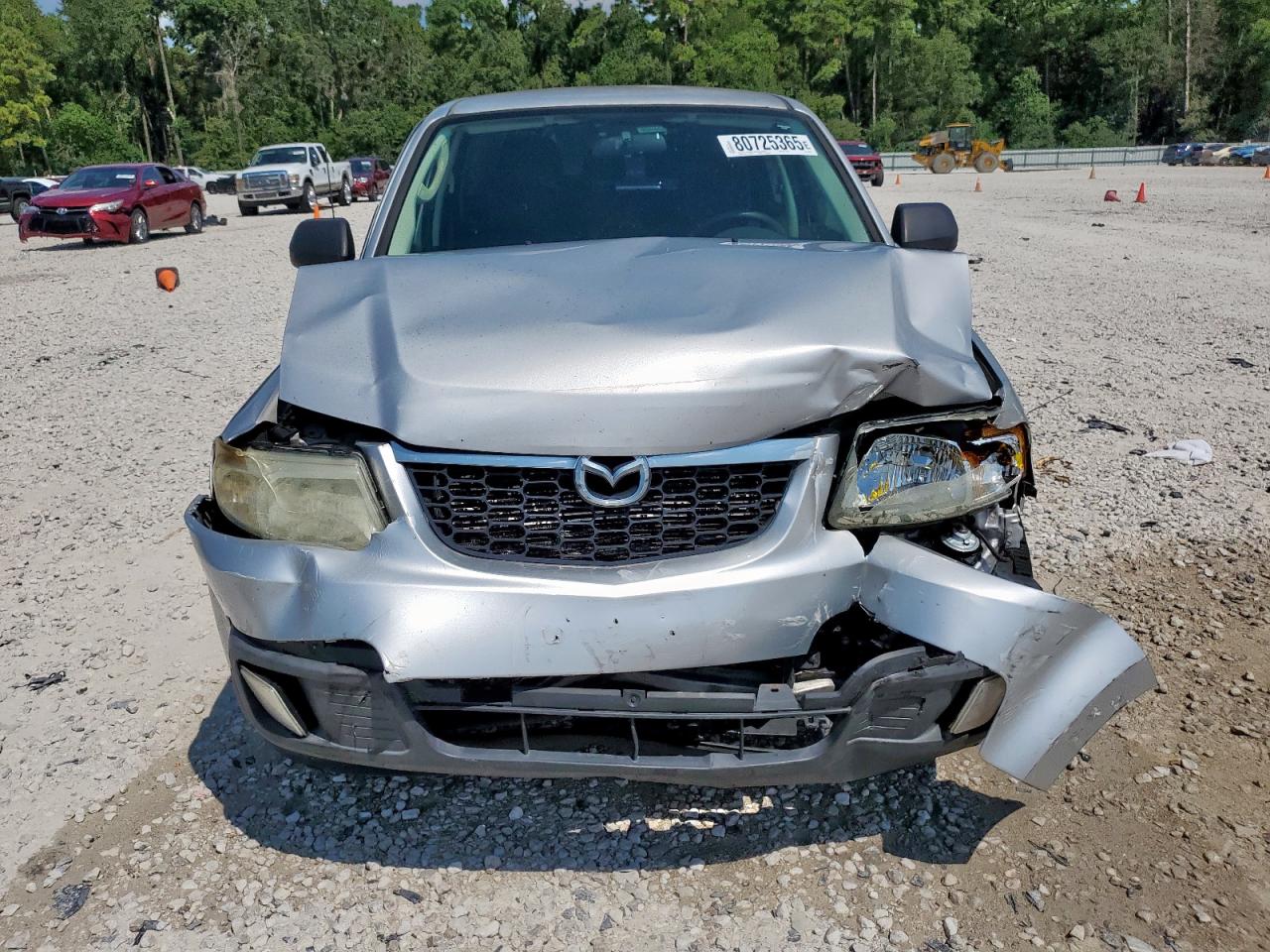 2011 Mazda Tribute I Silver vin: 4F2CY0C7XBKM03327