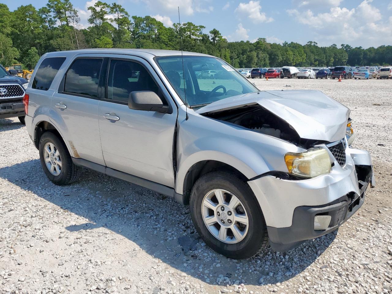 2011 Mazda Tribute I Silver vin: 4F2CY0C7XBKM03327