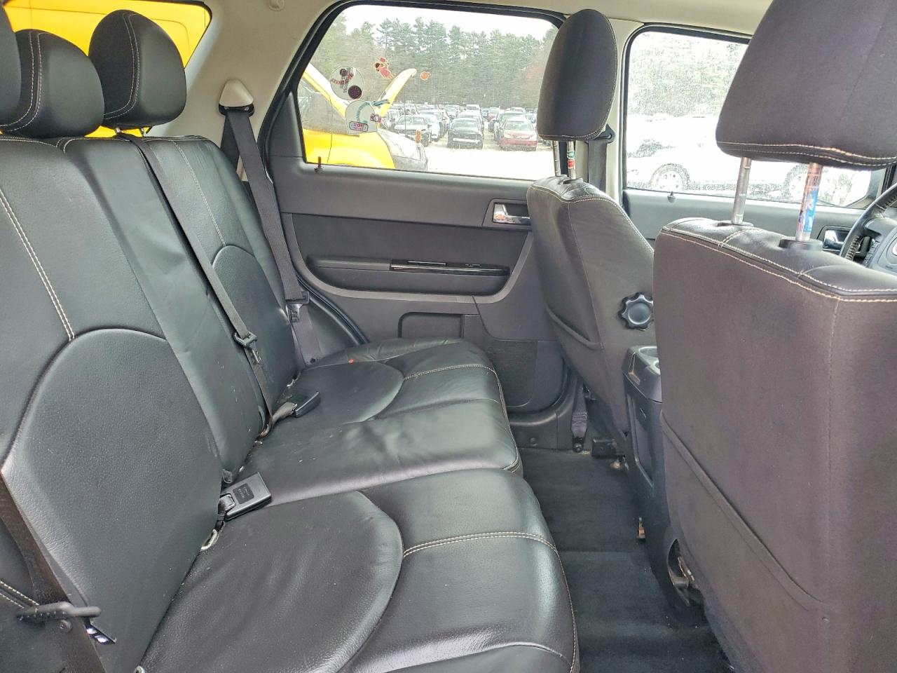 2011 Mazda Tribute I Blue vin: 4F2CY9C70BKM04801