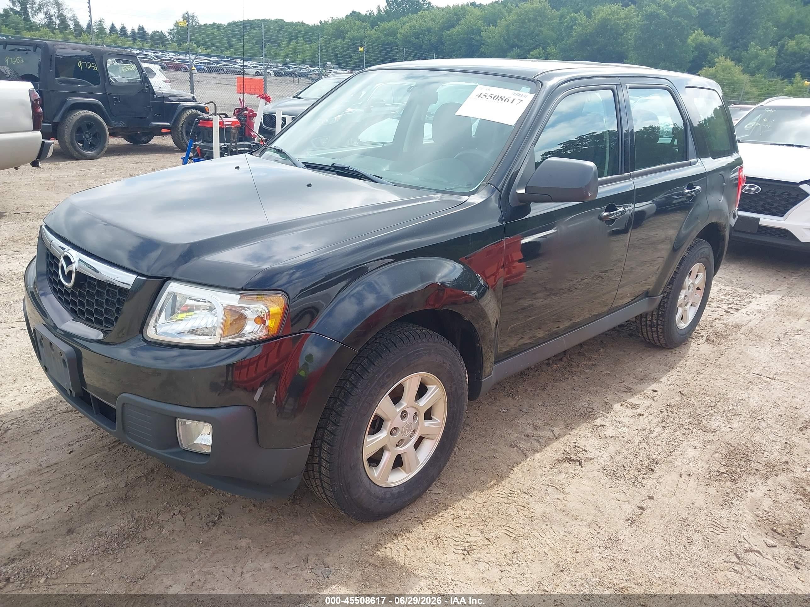 2011 Mazda Tribute I Sport Black vin: 4F2CY9C76BKM02342