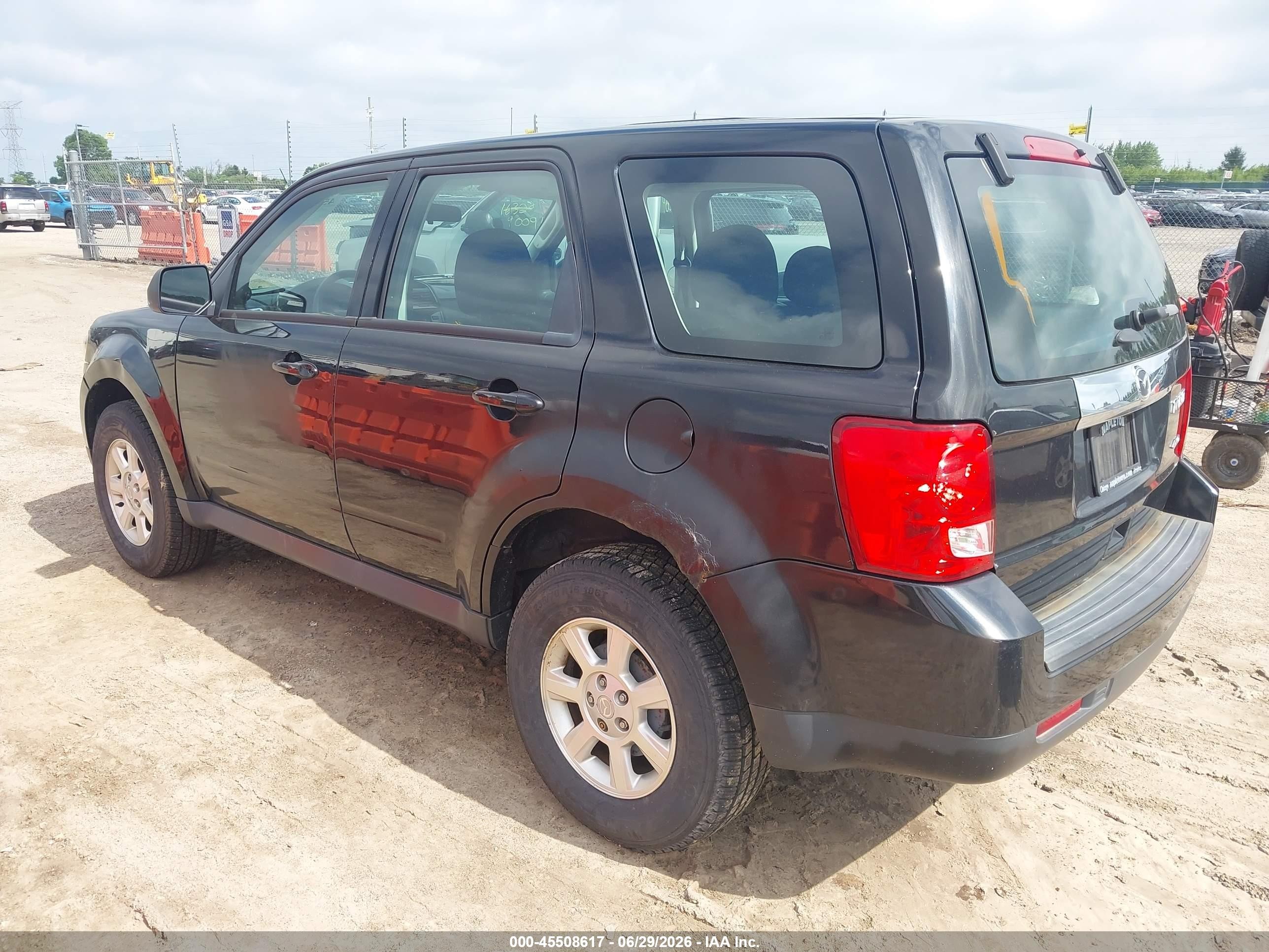 2011 Mazda Tribute I Sport Black vin: 4F2CY9C76BKM02342