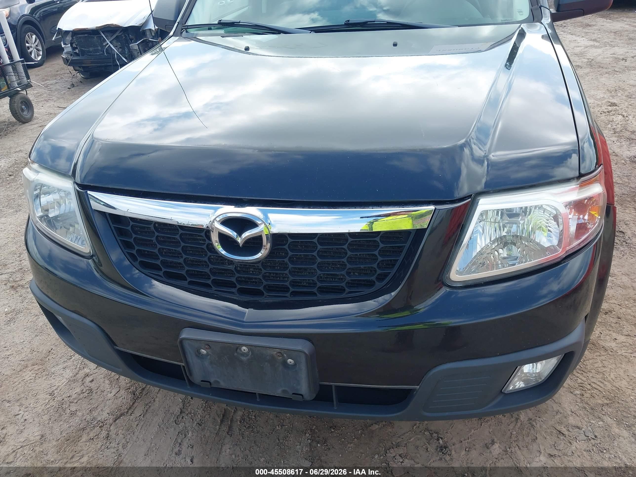 2011 Mazda Tribute I Sport Black vin: 4F2CY9C76BKM02342