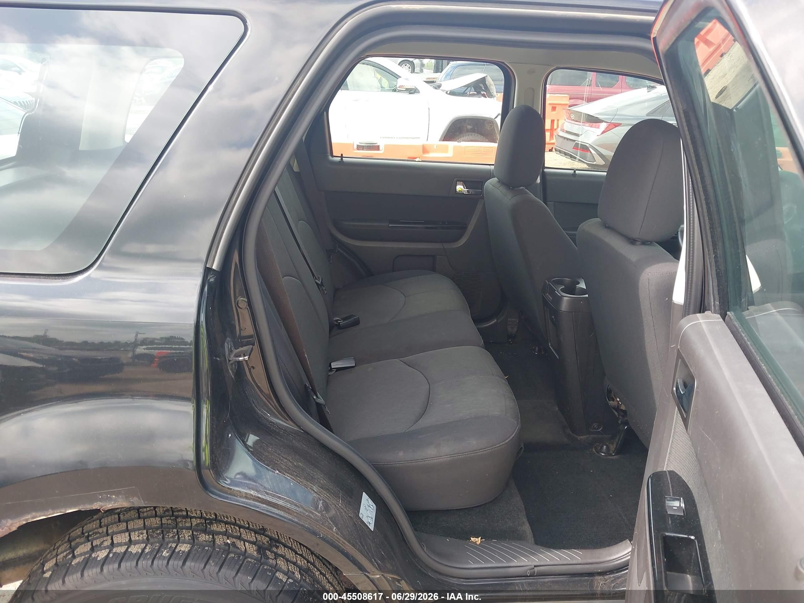2011 Mazda Tribute I Sport Black vin: 4F2CY9C76BKM02342