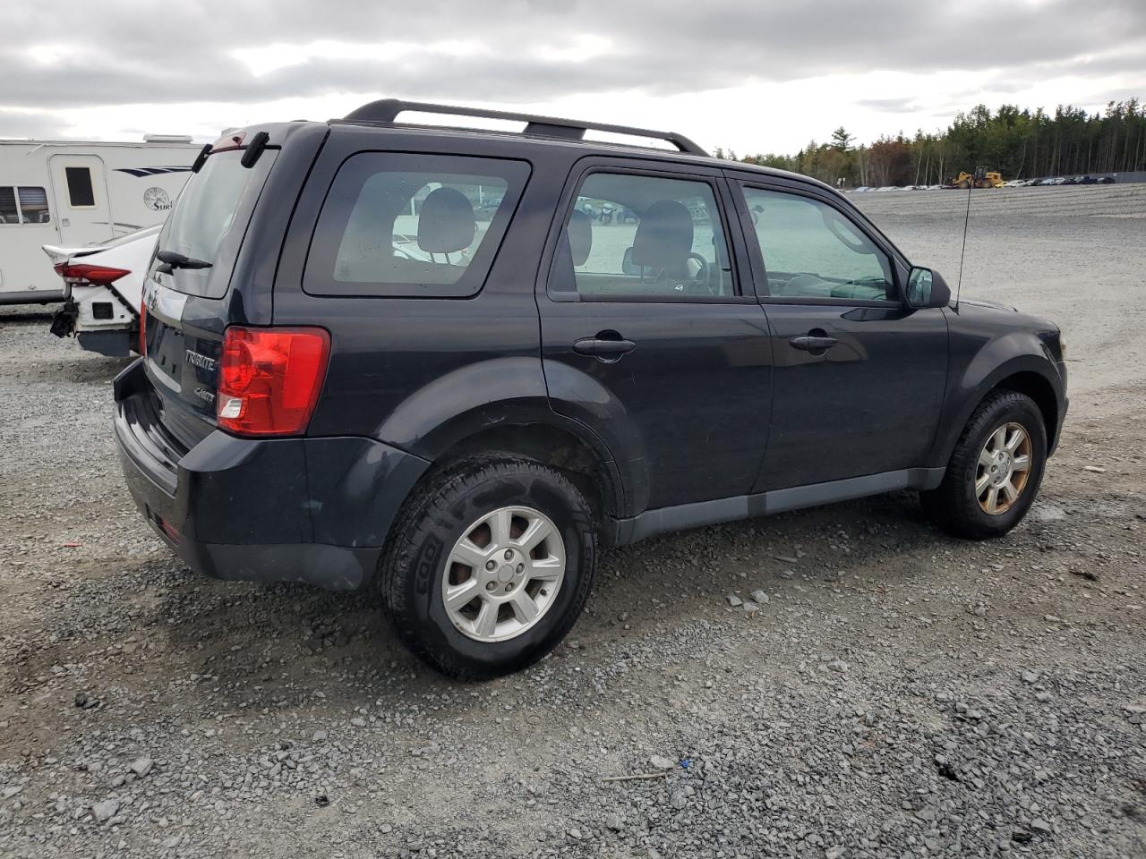 2011 Mazda Tribute I Black vin: 4F2CY9C76BKM02678
