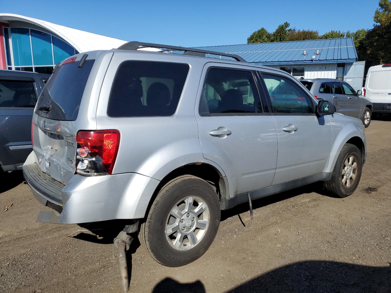 2011 Mazda Tribute I Серебряный vin: 4F2CY9C76BKM03507