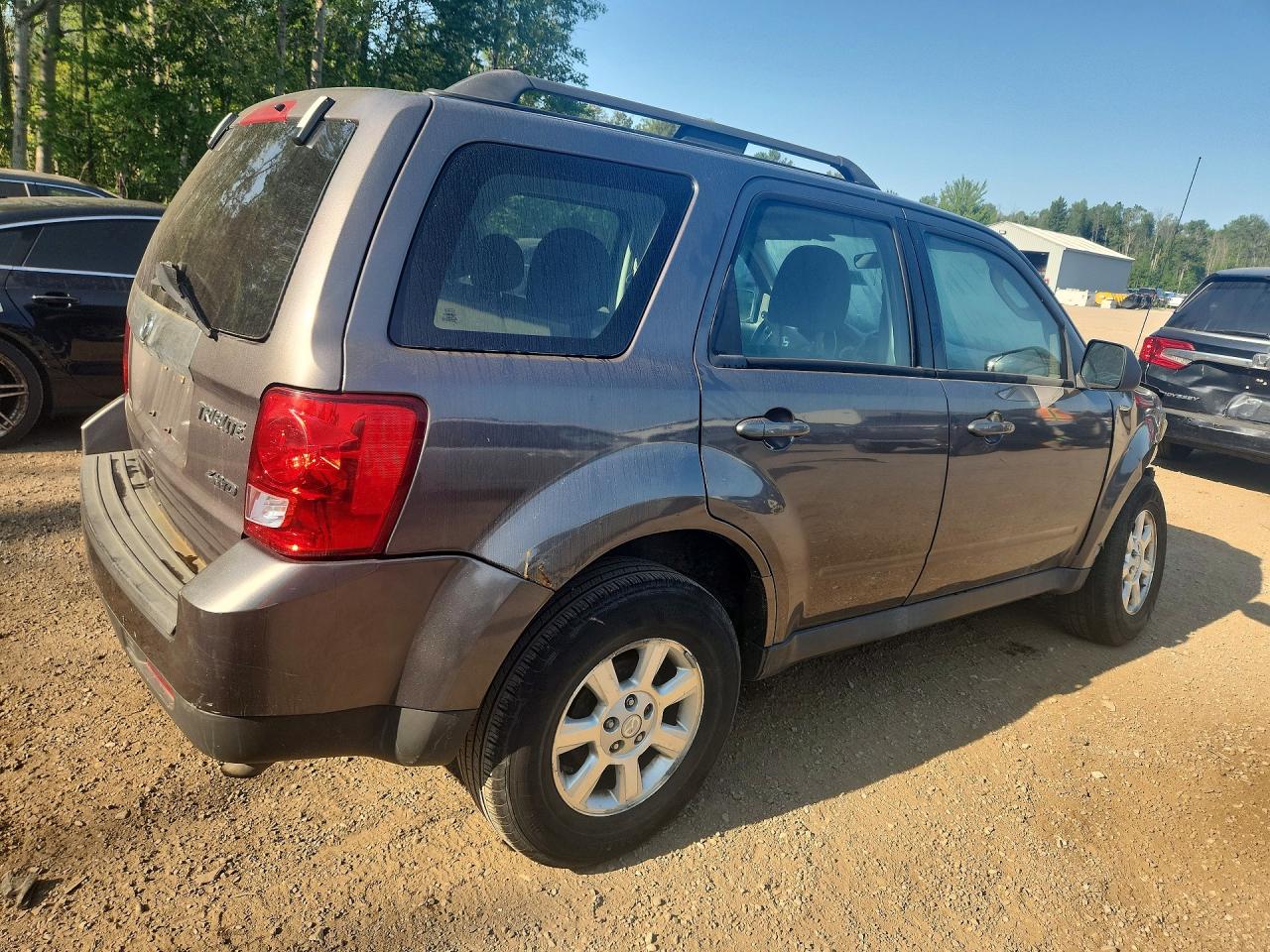 2011 Mazda Tribute I Gray vin: 4F2CY9C77BKM02995