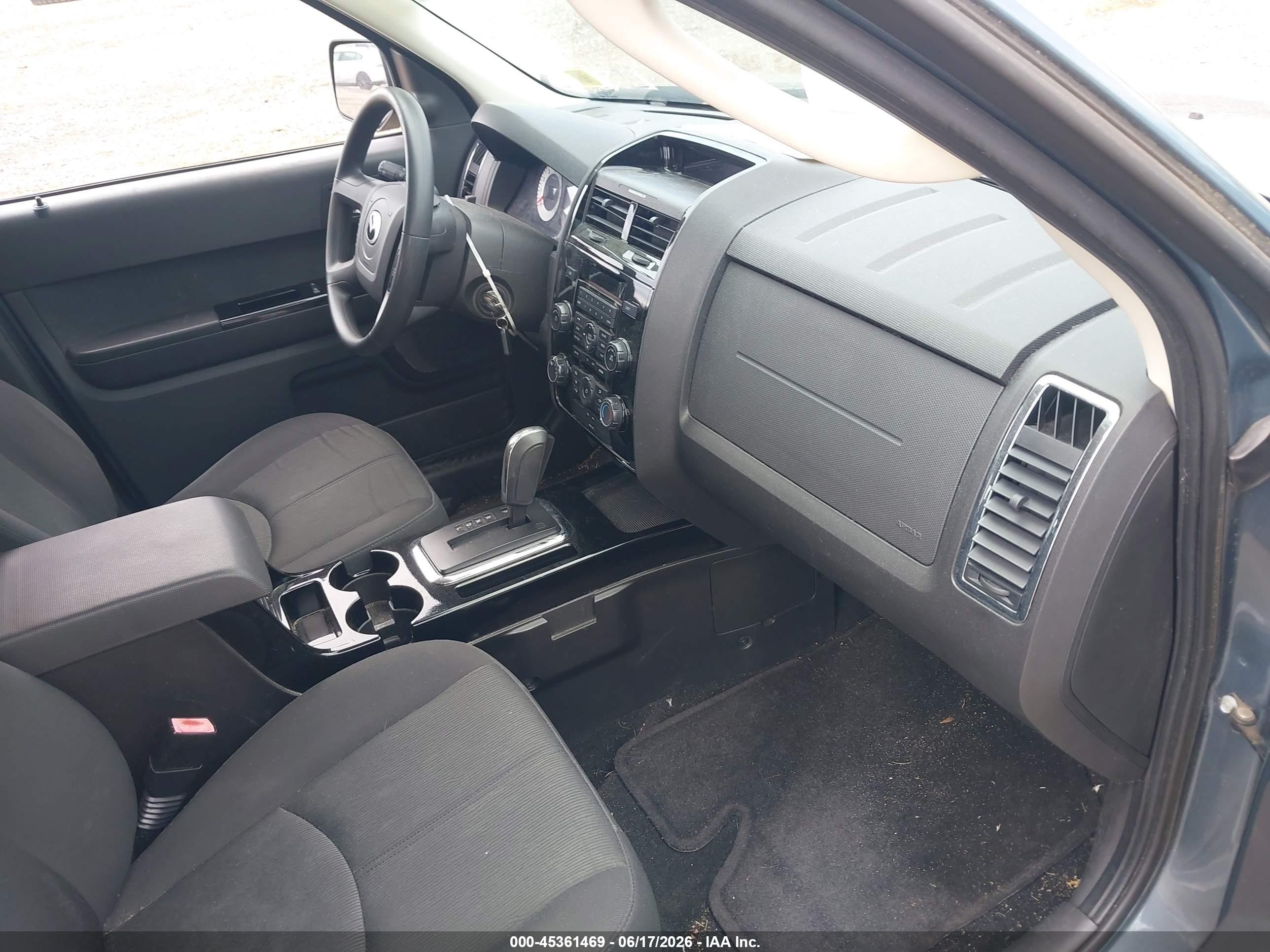 2011 Mazda Tribute I Touring Синий vin: 4F2CY9C78BKM00043