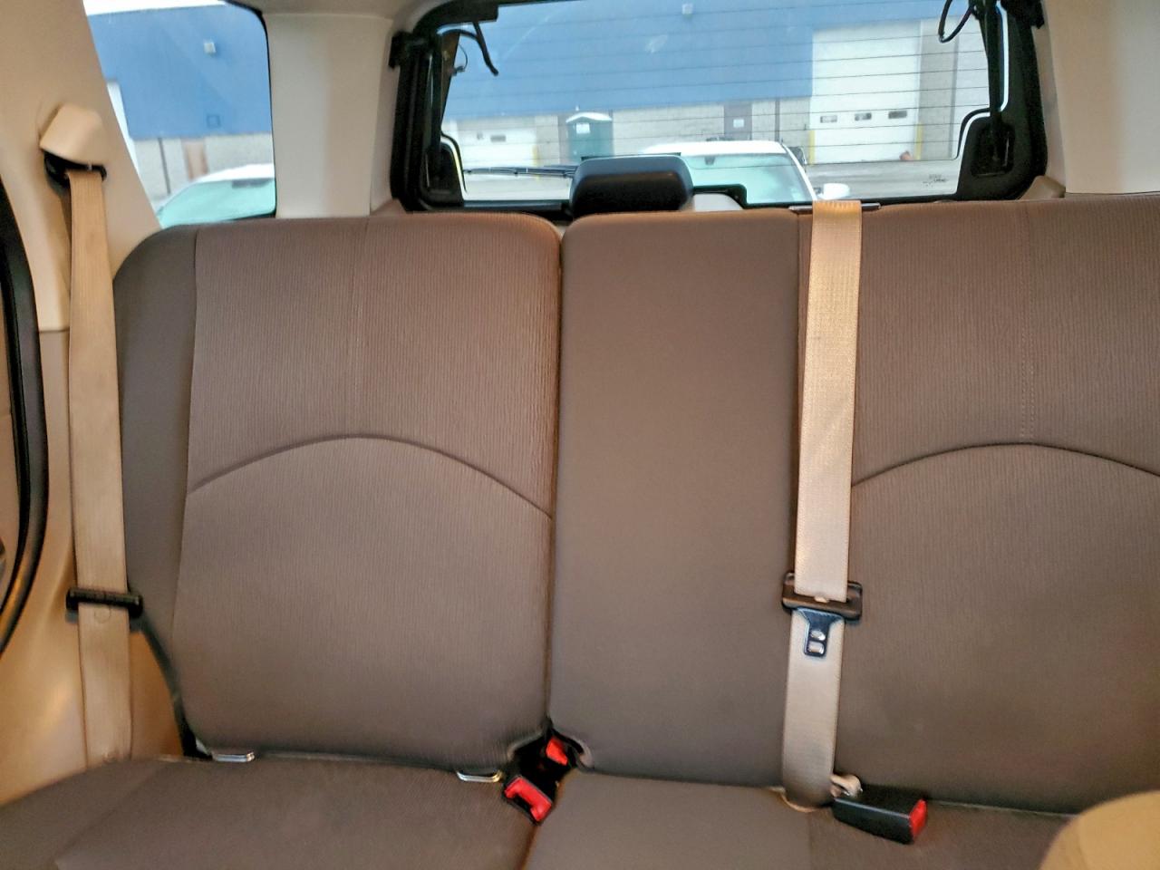 2011 Mazda Tribute I Белый vin: 4F2CY9C78BKM05842
