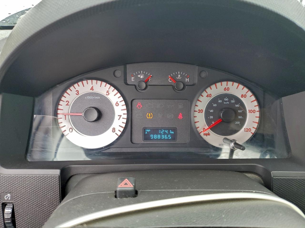 2011 Mazda Tribute S Silver vin: 4F2CY9GG9BKM07206