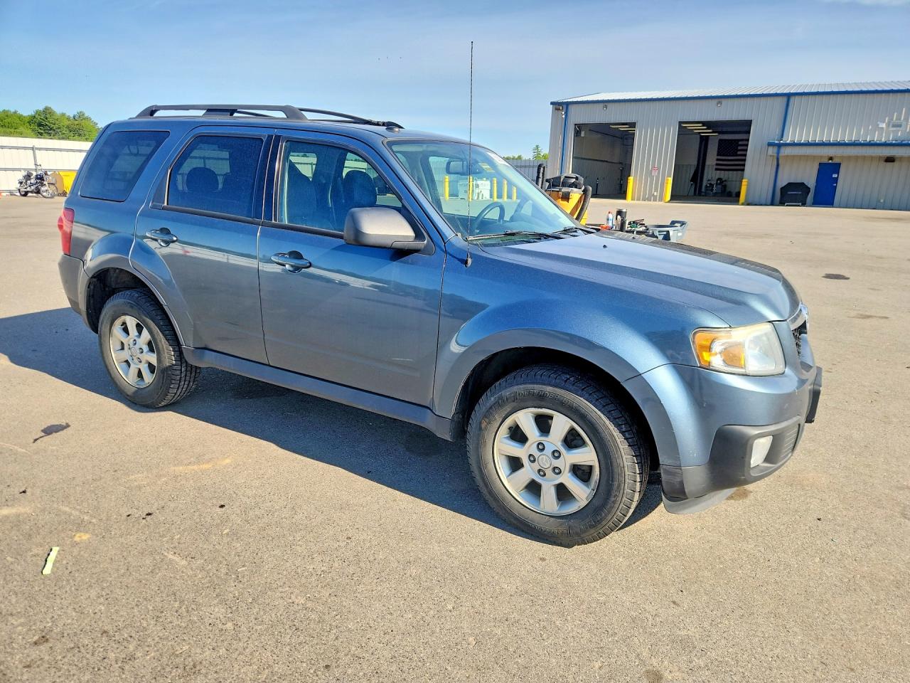 2011 Mazda Tribute S Blue vin: 4F2CY9GGXBKM03200