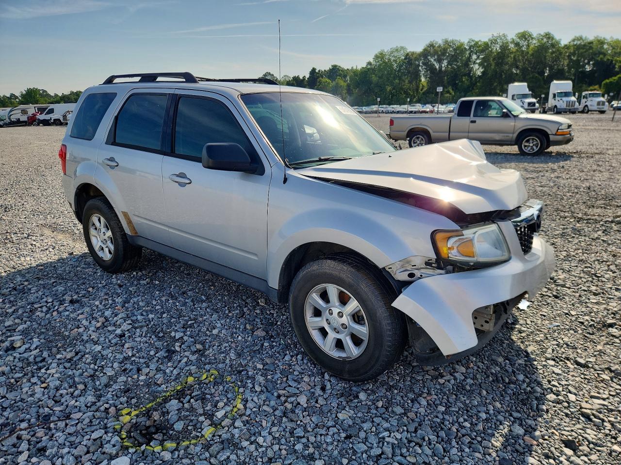 2009 Mazda Tribute I Silver vin: 4F2CZ02709KM06262