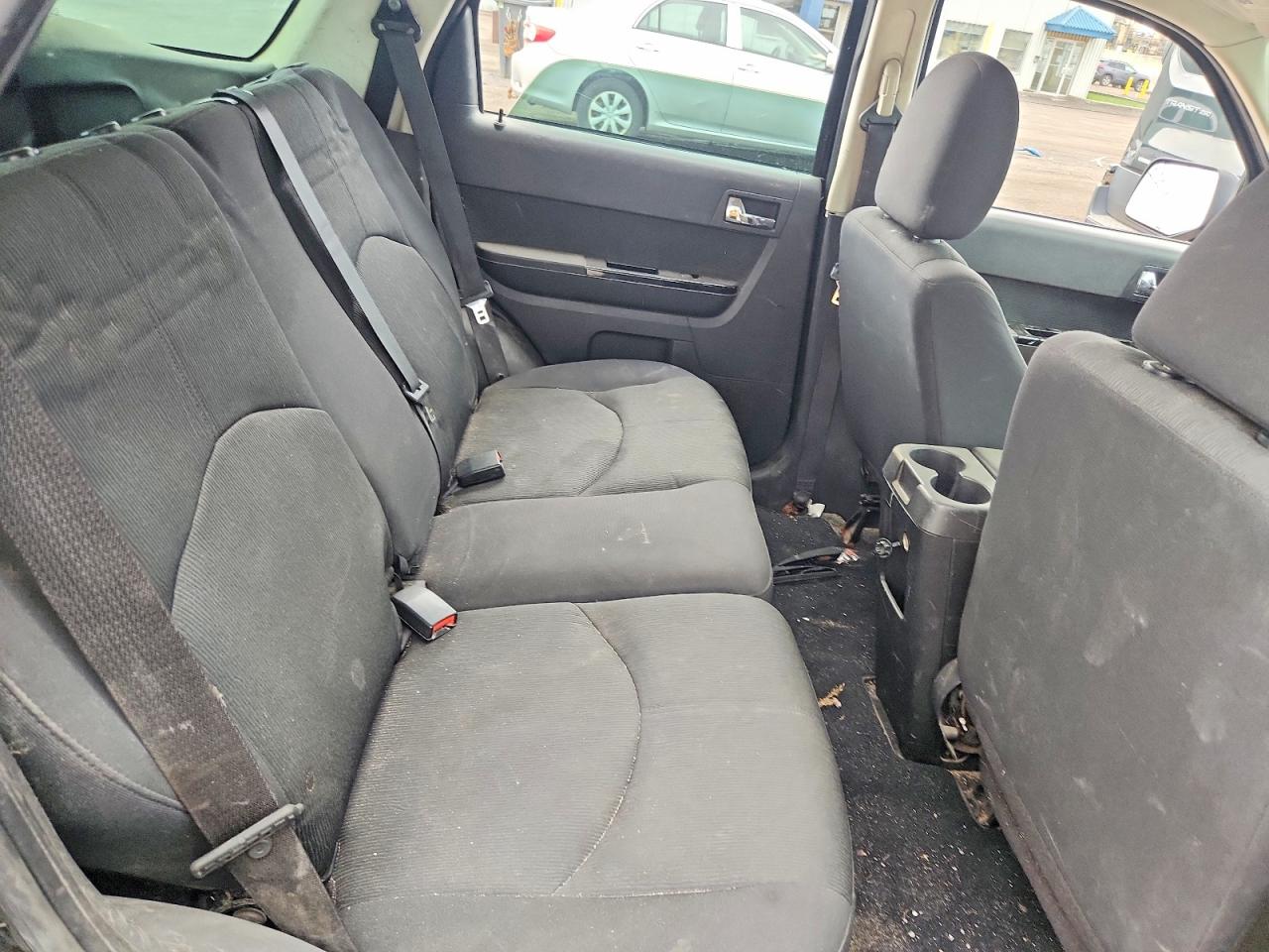 2009 Mazda Tribute I Черный vin: 4F2CZ02729KM01273