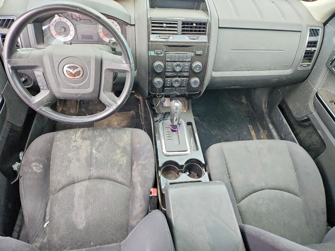 2009 Mazda Tribute I Черный vin: 4F2CZ02729KM01273