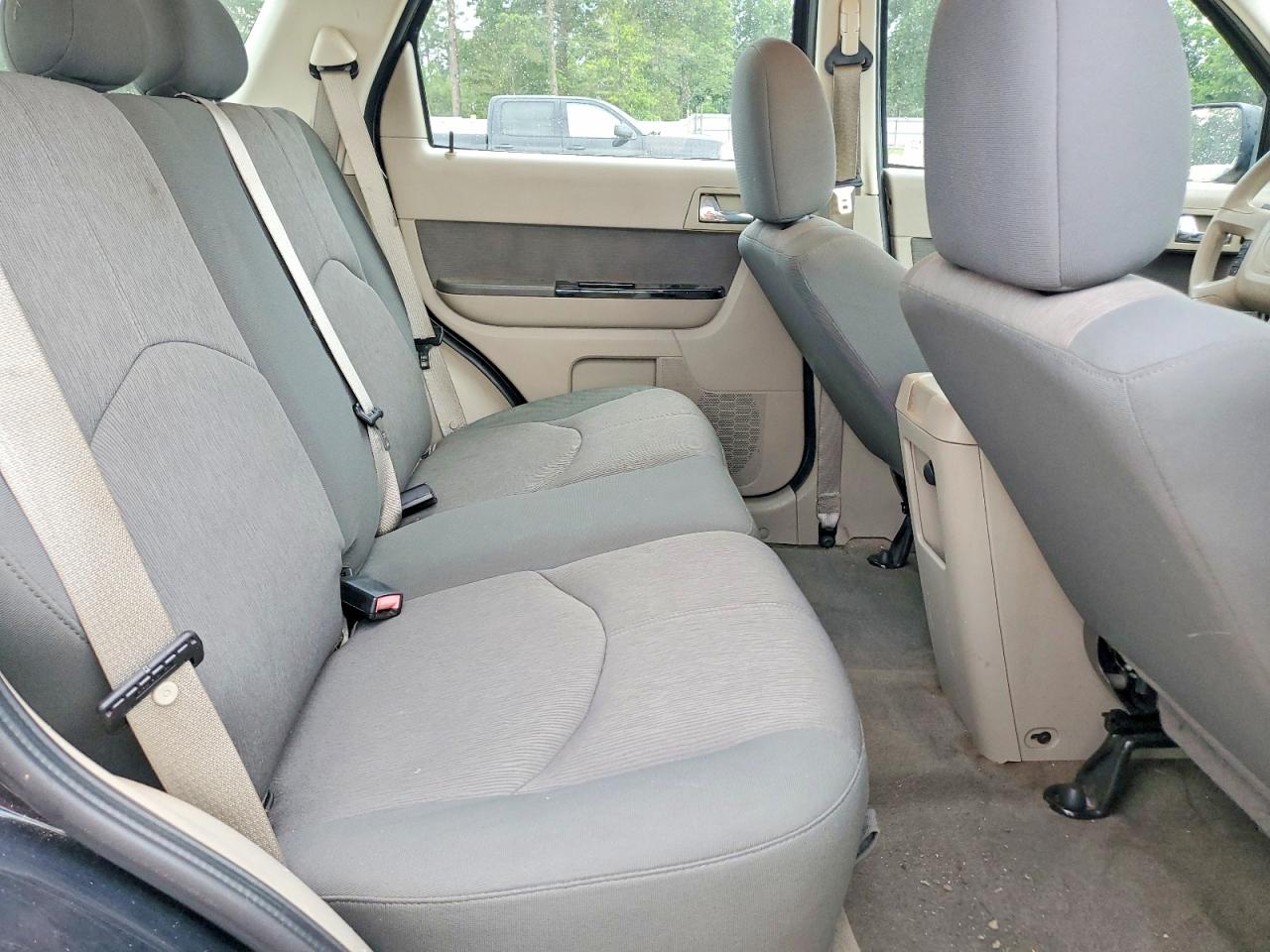 2009 Mazda Tribute I Black vin: 4F2CZ02739KM09348