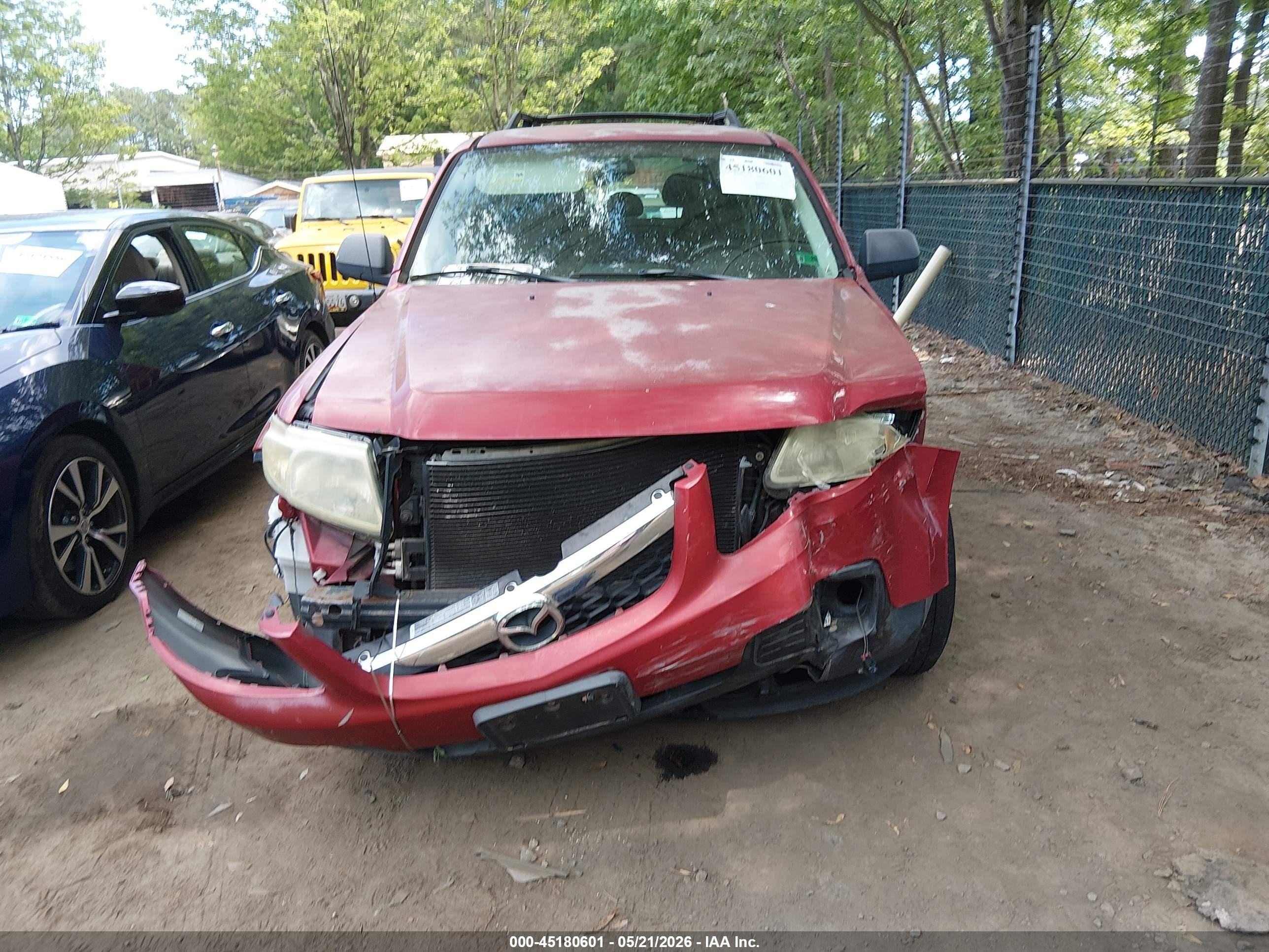 2009 Mazda Tribute I Sport Red vin: 4F2CZ02779KM08896