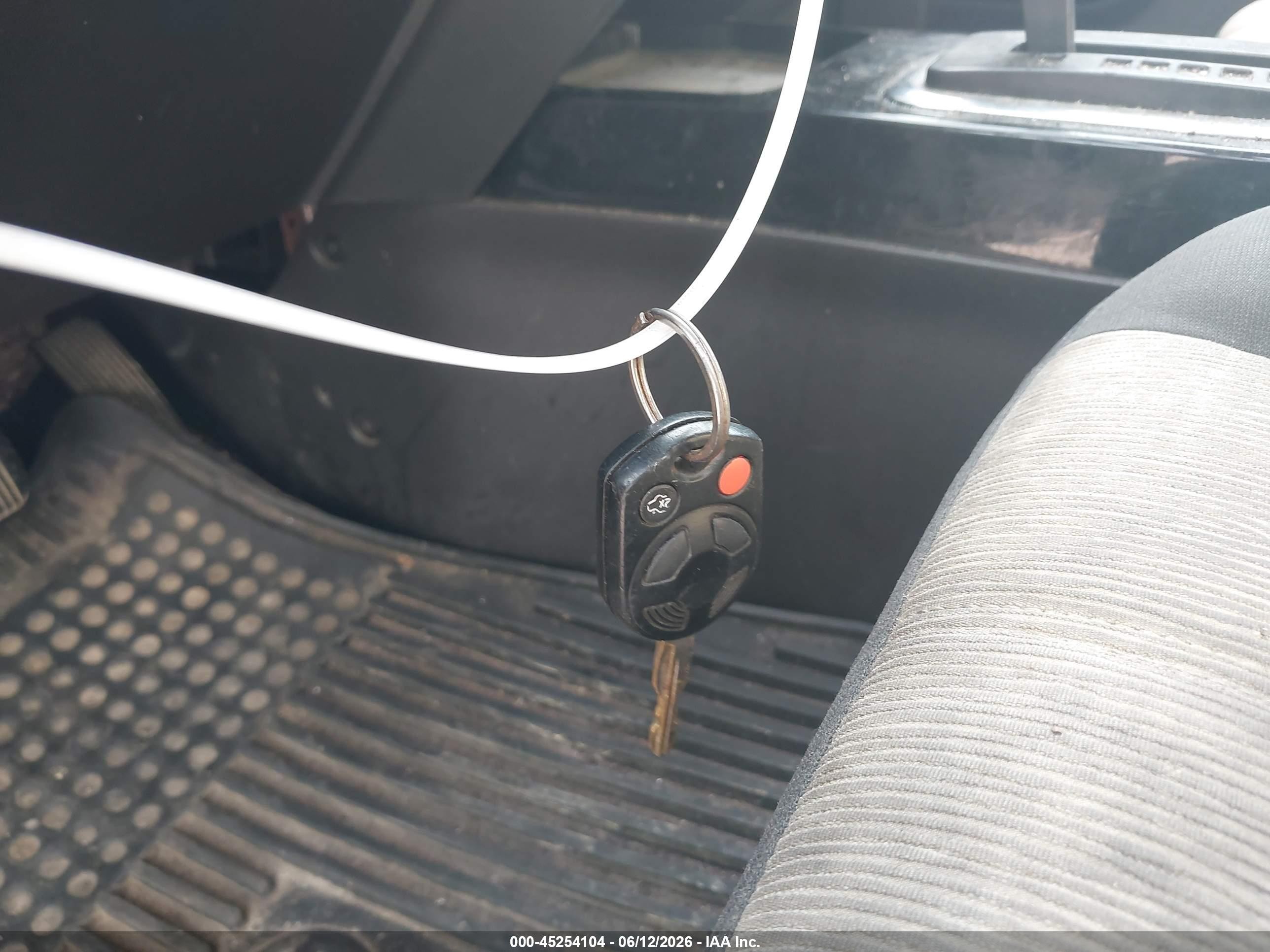 2008 Mazda Tribute I Sport Серый vin: 4F2CZ02Z08KM06083