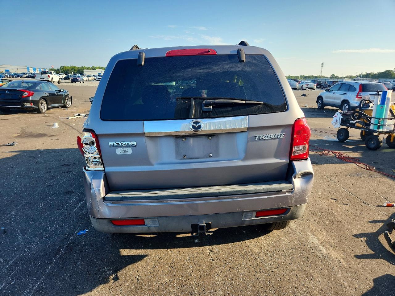 2008 Mazda Tribute I Silver vin: 4F2CZ02Z08KM20663