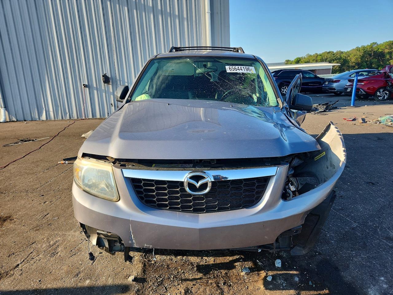 2008 Mazda Tribute I Silver vin: 4F2CZ02Z08KM20663