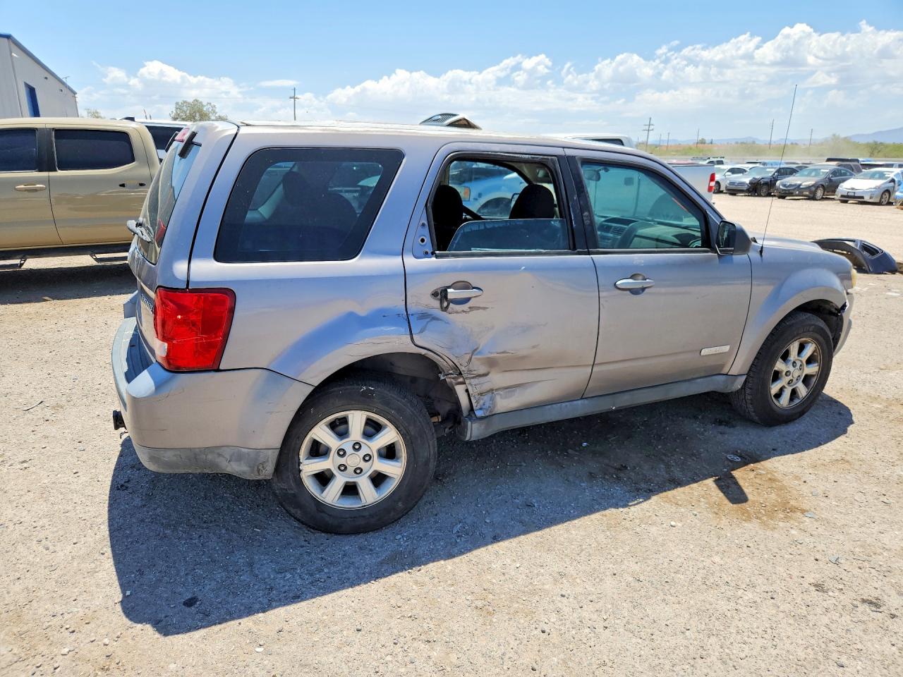 2008 Mazda Tribute I Коричневый vin: 4F2CZ02Z08KM30495