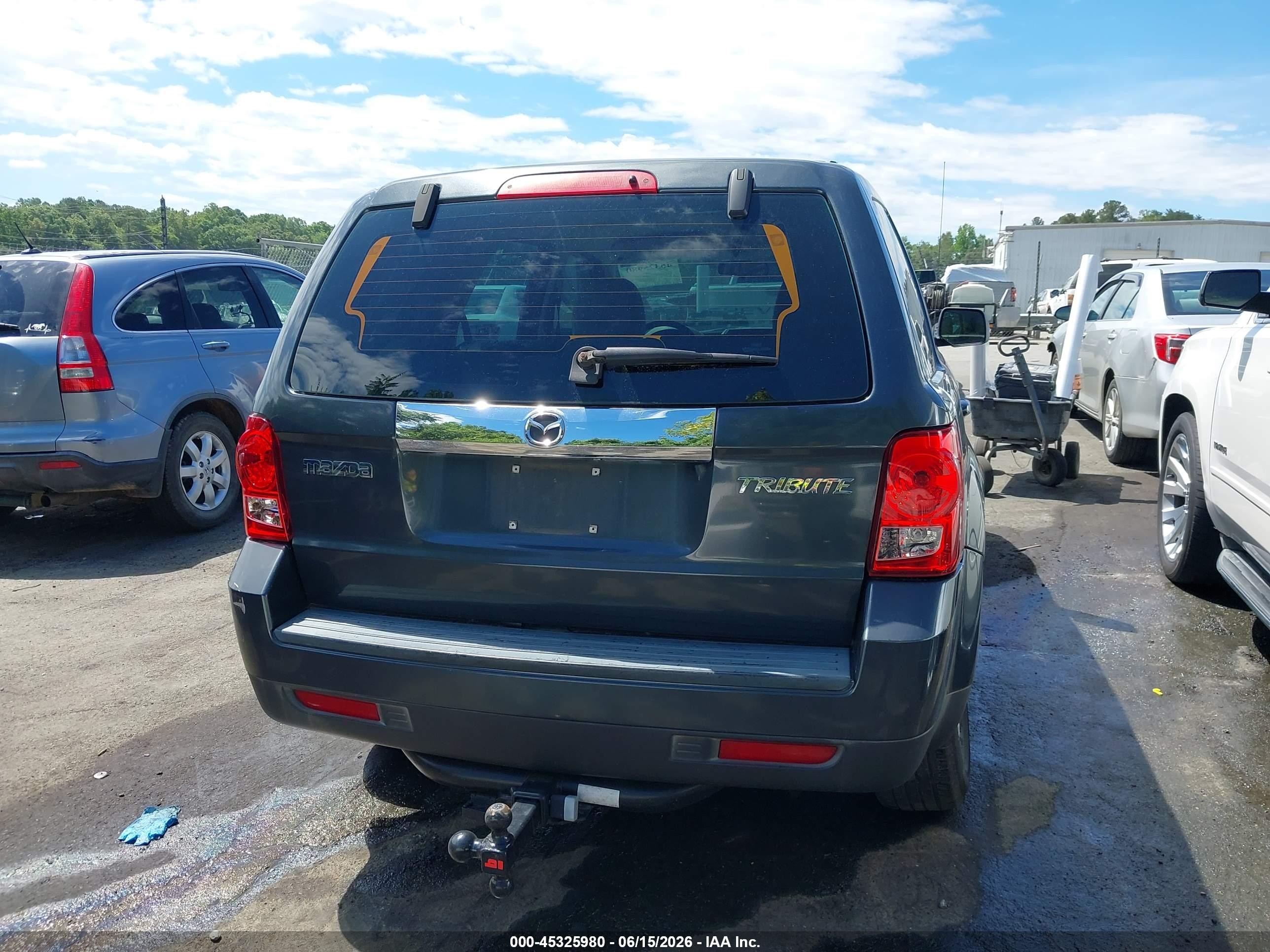 2008 Mazda Tribute I Sport Gray vin: 4F2CZ02Z18KM02639
