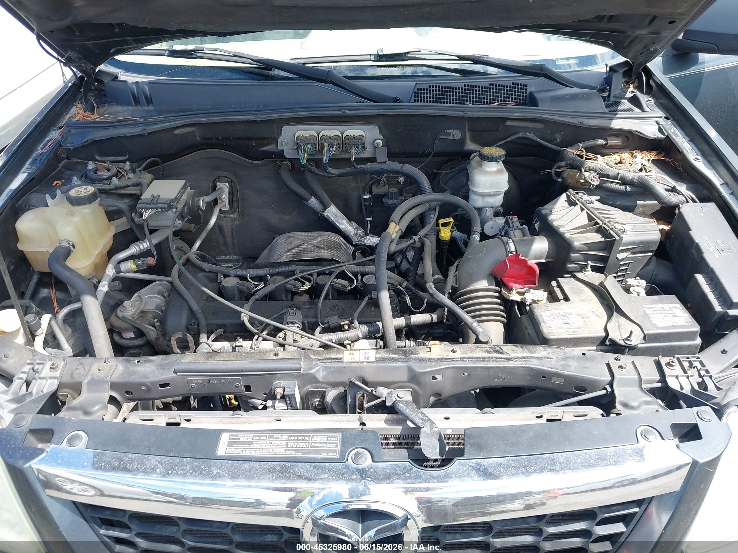 2008 Mazda Tribute I Sport Gray vin: 4F2CZ02Z18KM02639