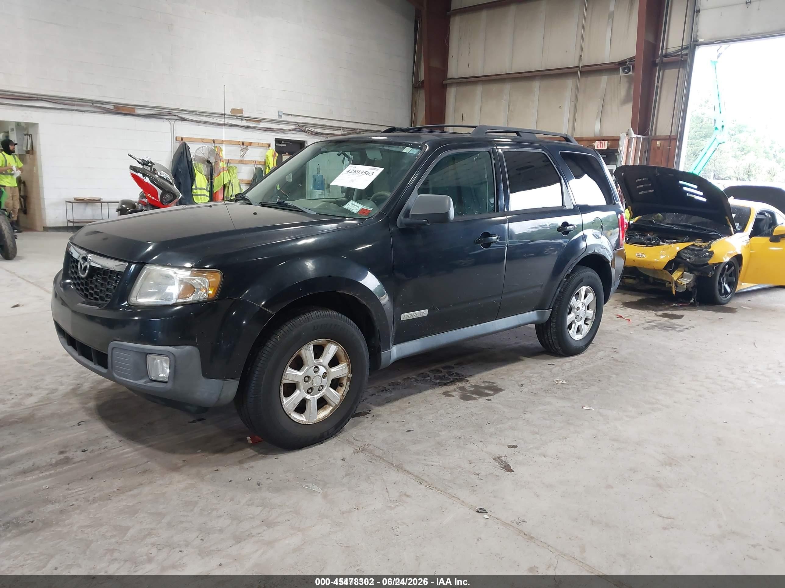 2008 Mazda Tribute I Touring Черный vin: 4F2CZ02Z28KM11219