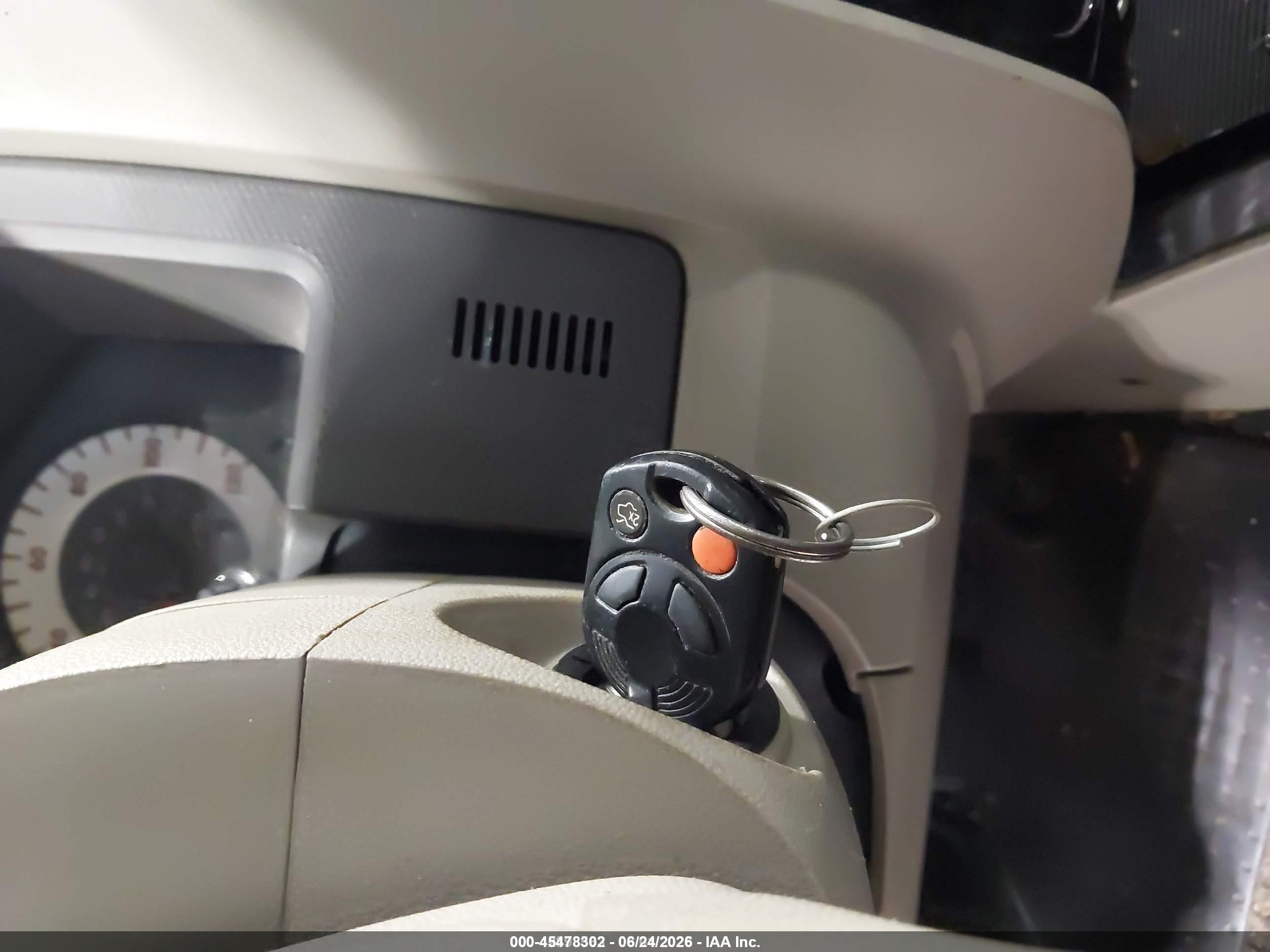 2008 Mazda Tribute I Touring Черный vin: 4F2CZ02Z28KM11219