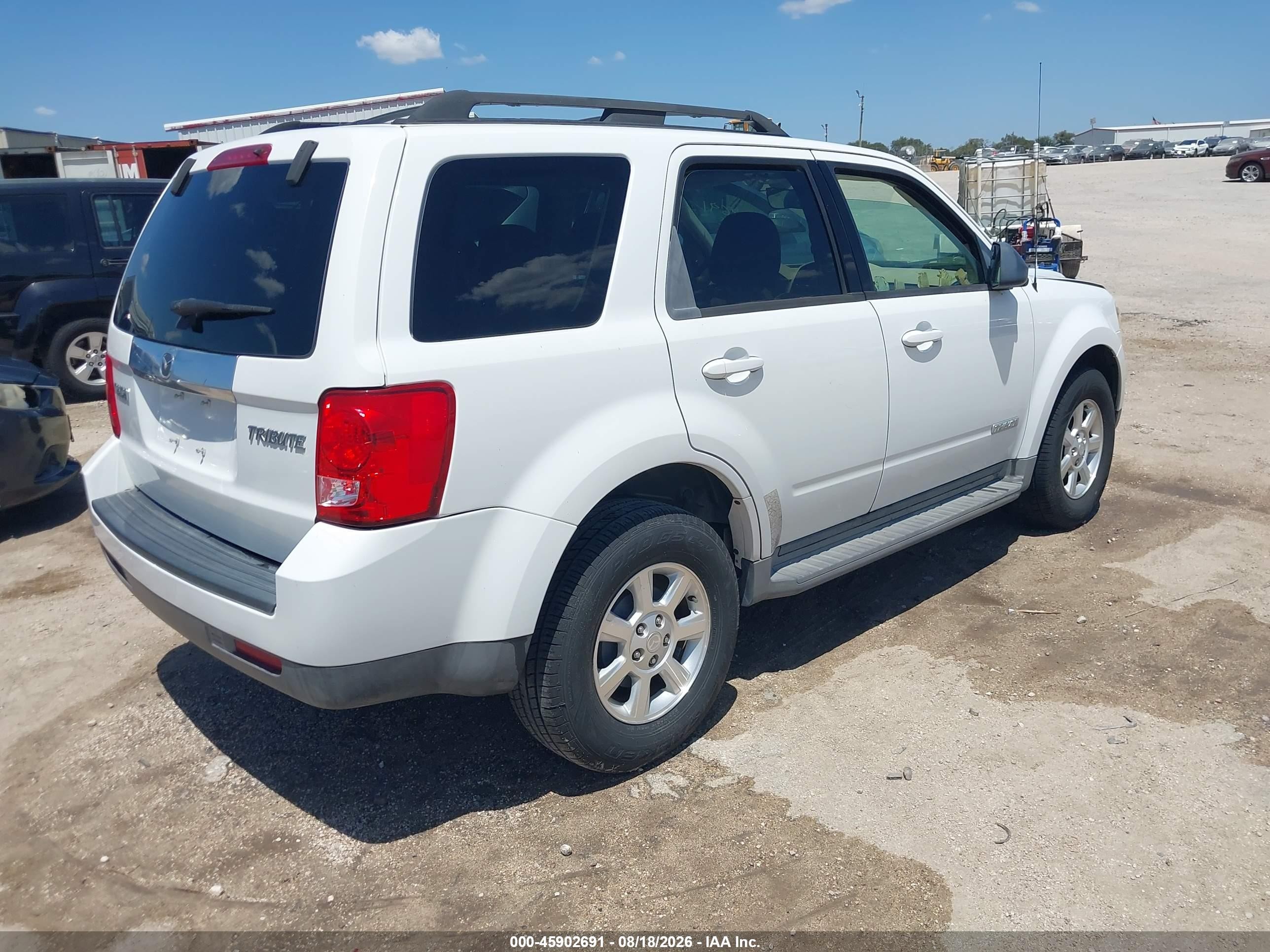 2008 Mazda Tribute I Grand Touring White vin: 4F2CZ02Z28KM28005