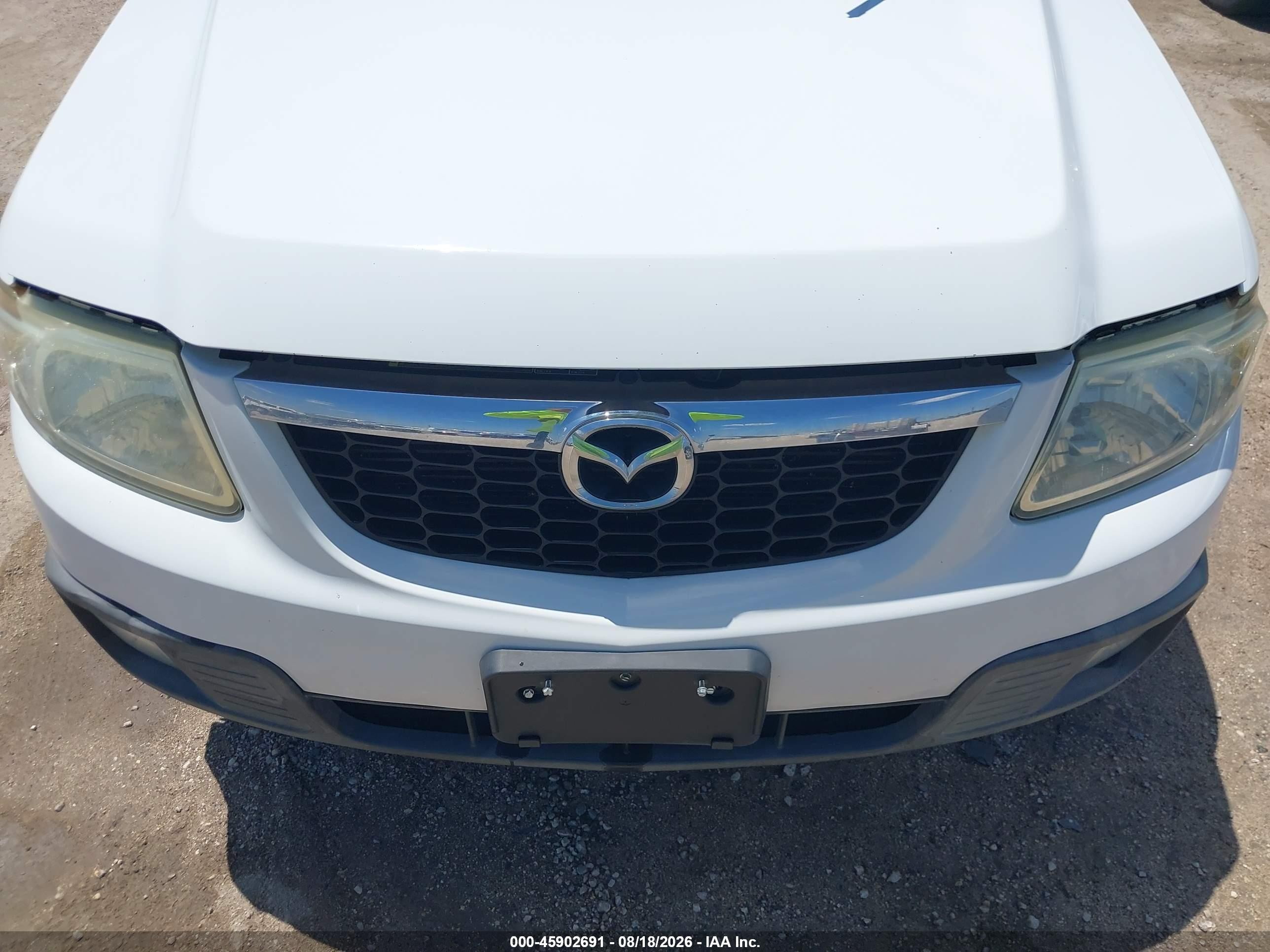 2008 Mazda Tribute I Grand Touring White vin: 4F2CZ02Z28KM28005