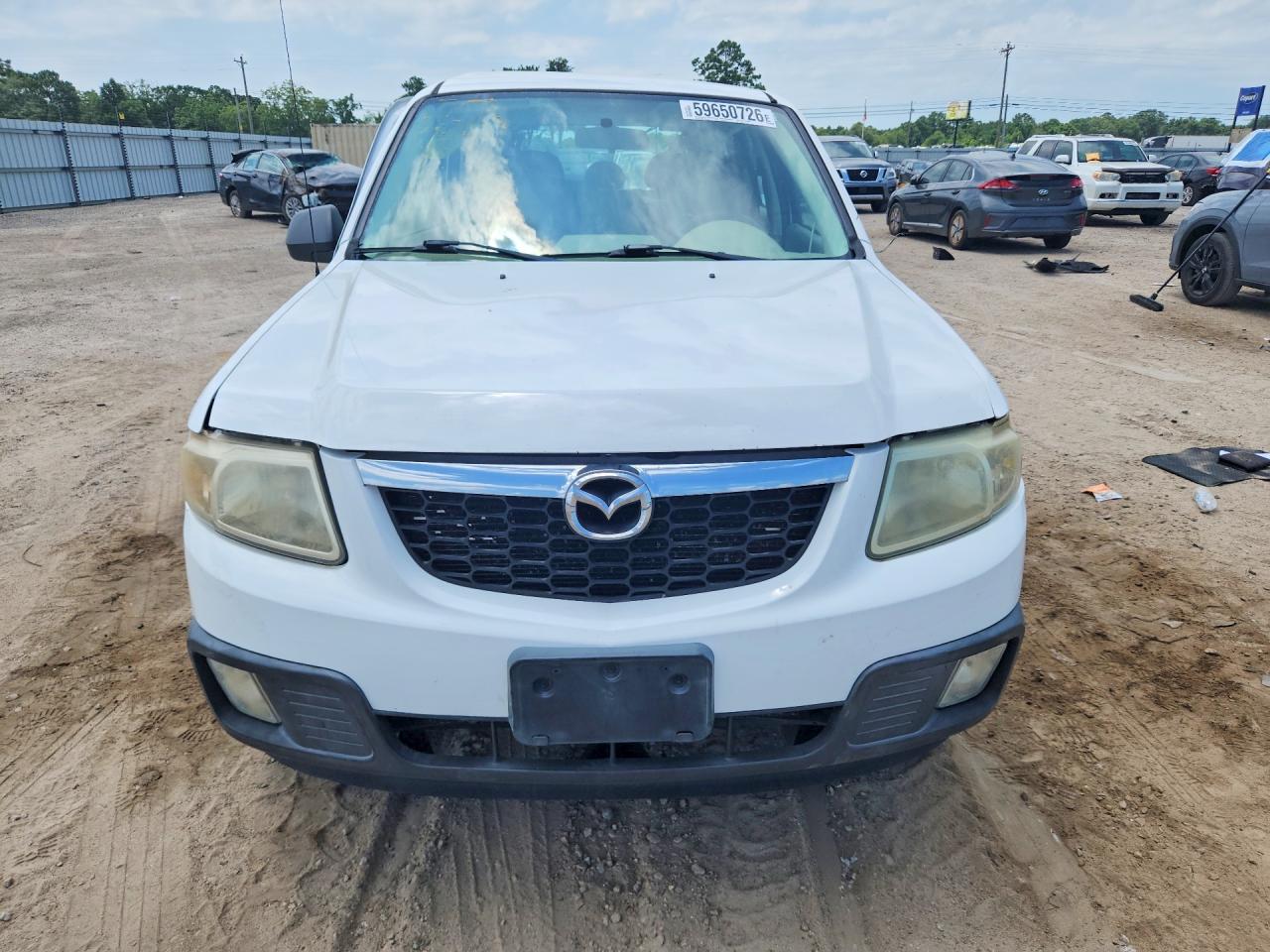 2008 Mazda Tribute I White vin: 4F2CZ02Z38KM08281
