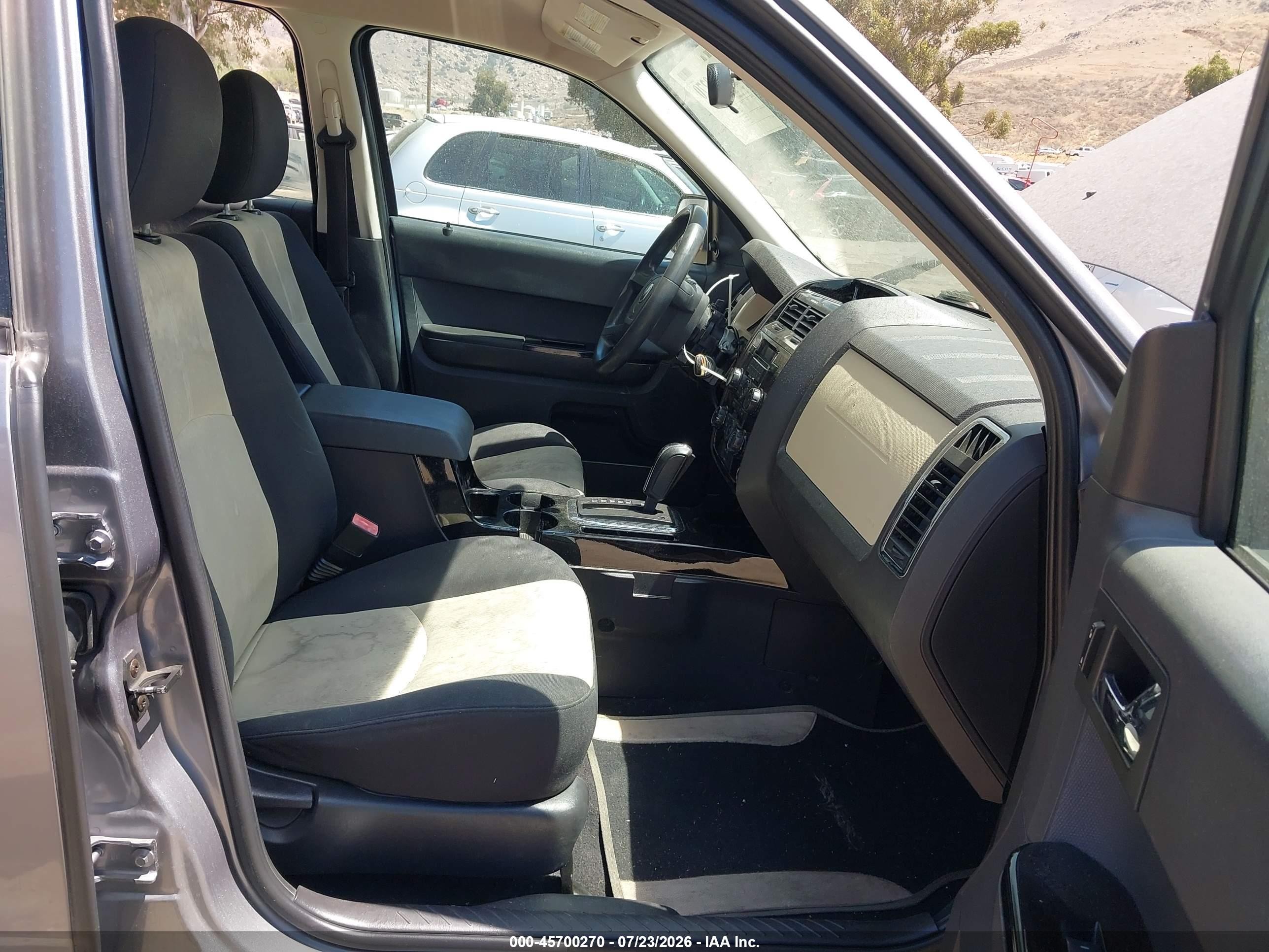 2008 Mazda Tribute I Sport Gray vin: 4F2CZ02Z58KM02692