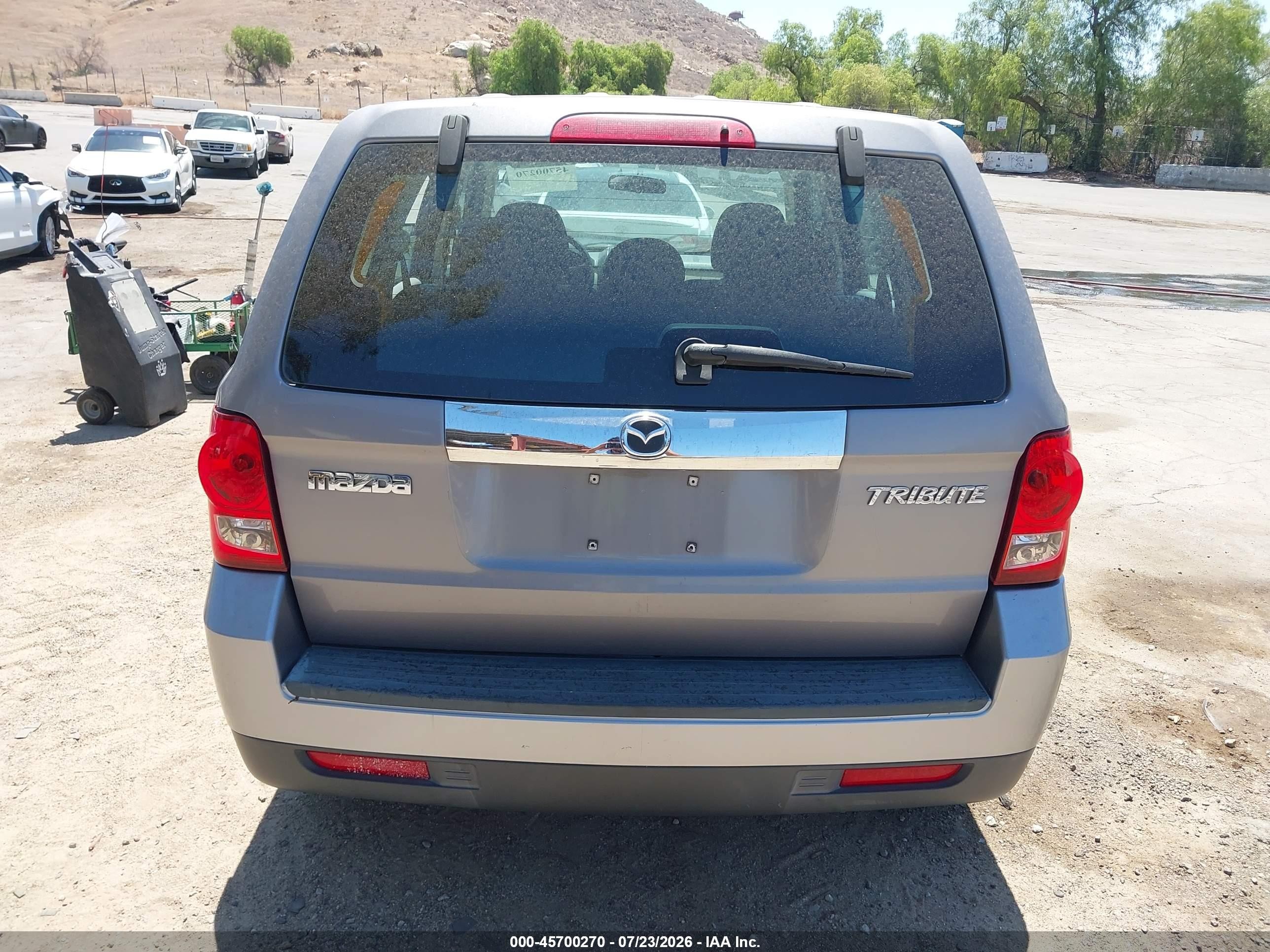 2008 Mazda Tribute I Sport Gray vin: 4F2CZ02Z58KM02692