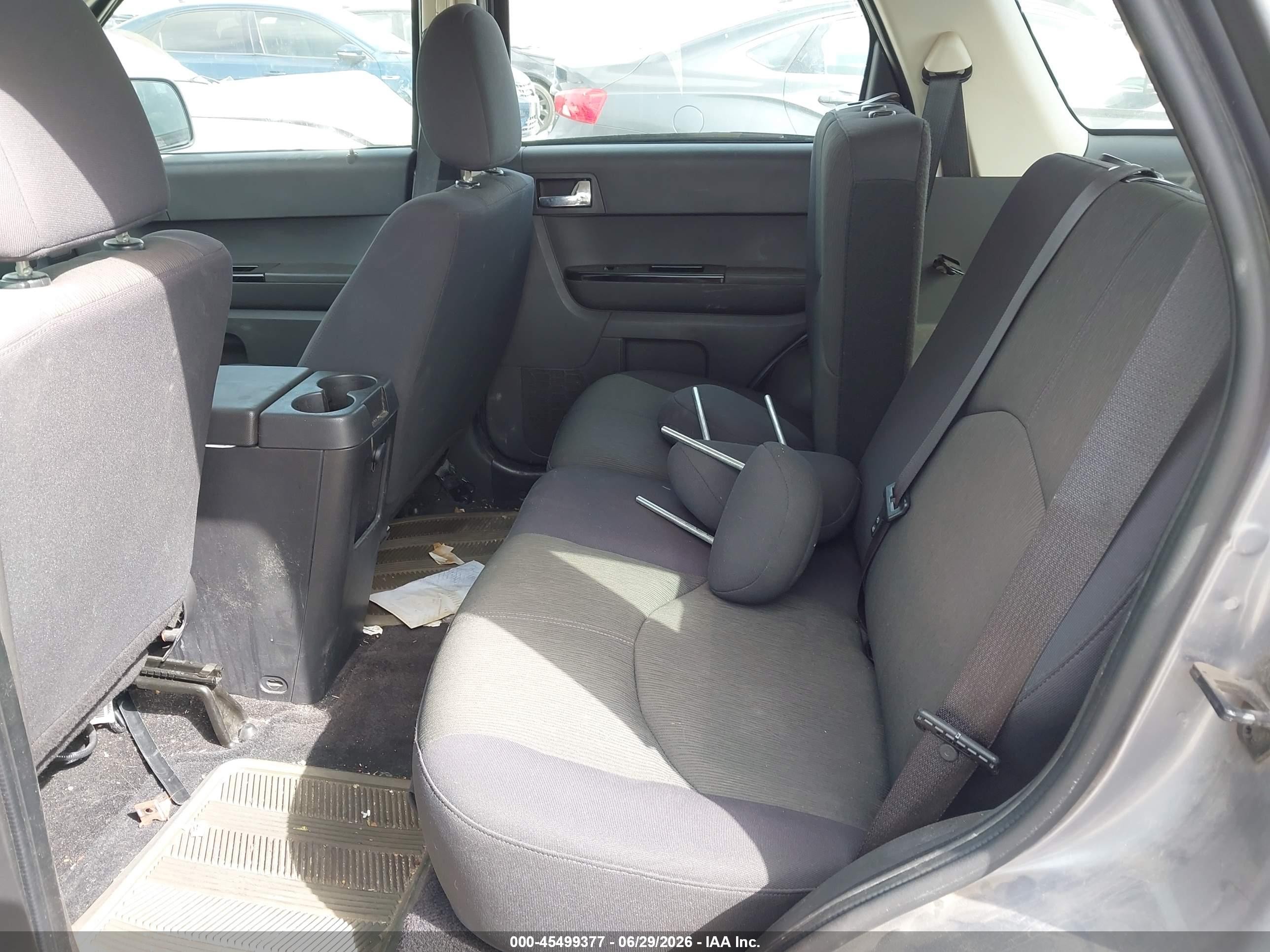 2008 Mazda Tribute I Sport Gray vin: 4F2CZ02Z58KM26510