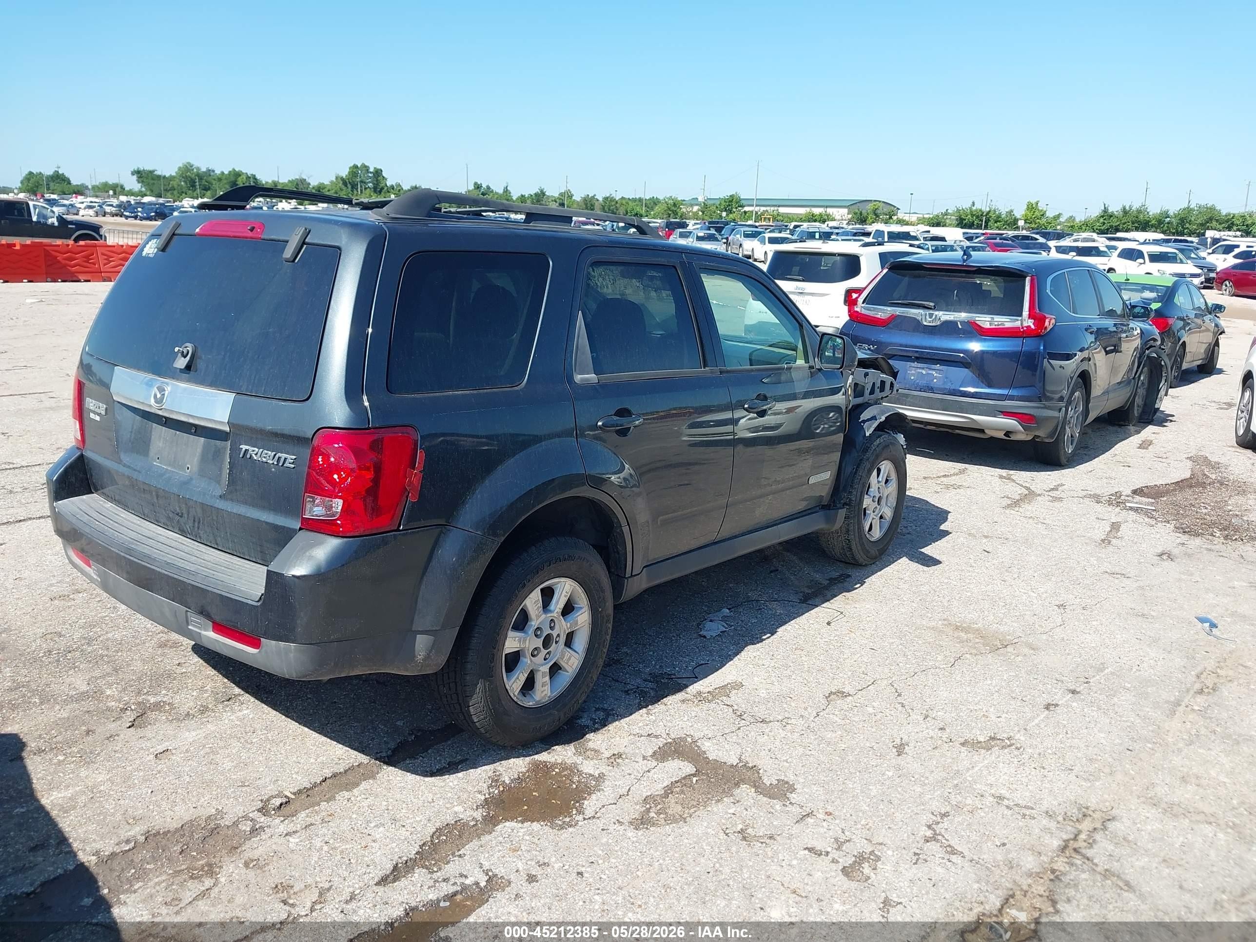 2008 Mazda Tribute I Touring Dark Blue vin: 4F2CZ02Z68KM18528