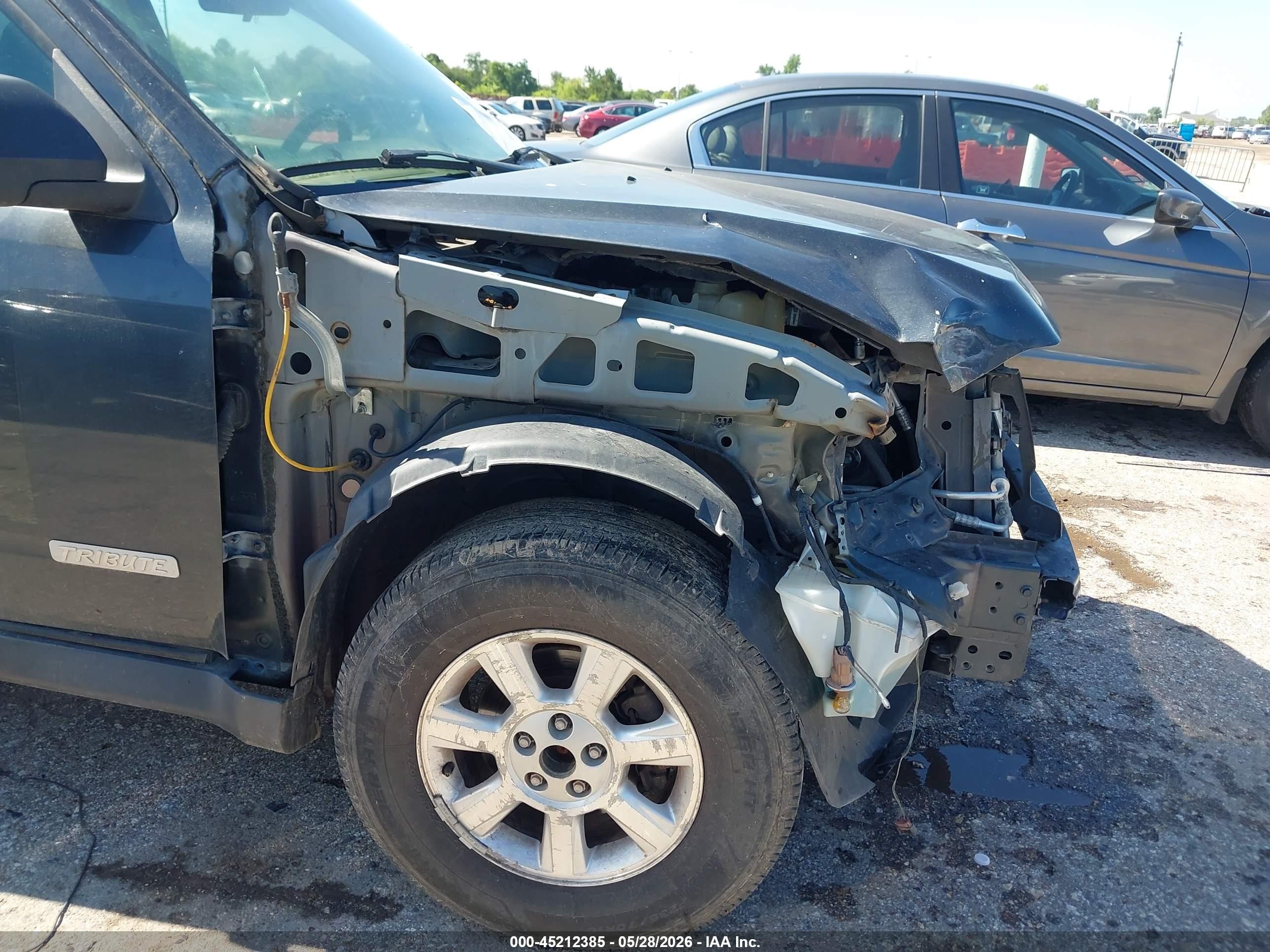 2008 Mazda Tribute I Touring Dark Blue vin: 4F2CZ02Z68KM18528