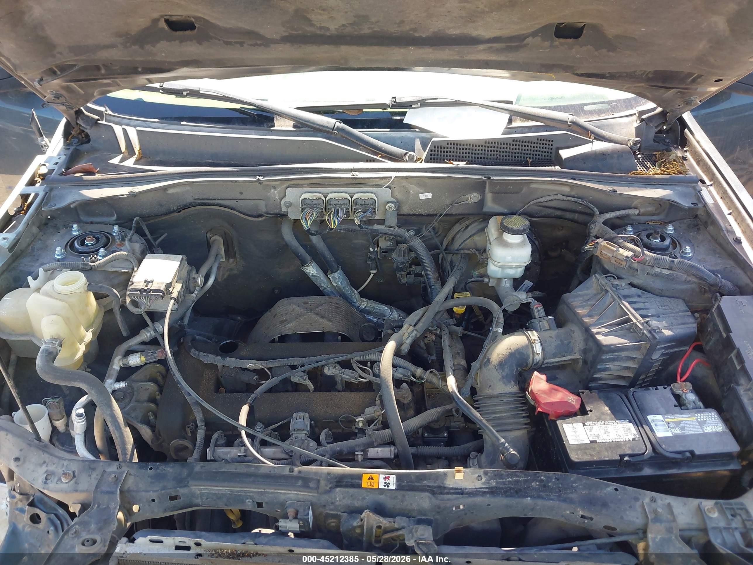 2008 Mazda Tribute I Touring Dark Blue vin: 4F2CZ02Z68KM18528