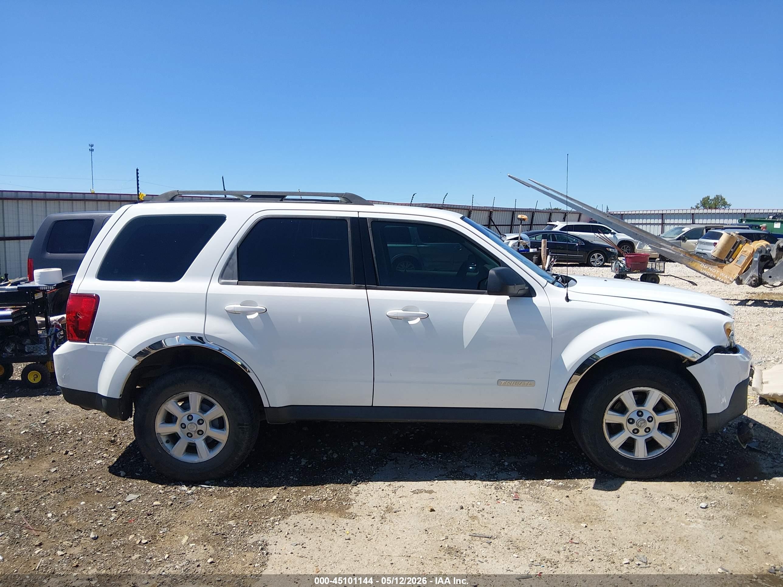 2008 Mazda Tribute I Sport White vin: 4F2CZ02Z88KM08647