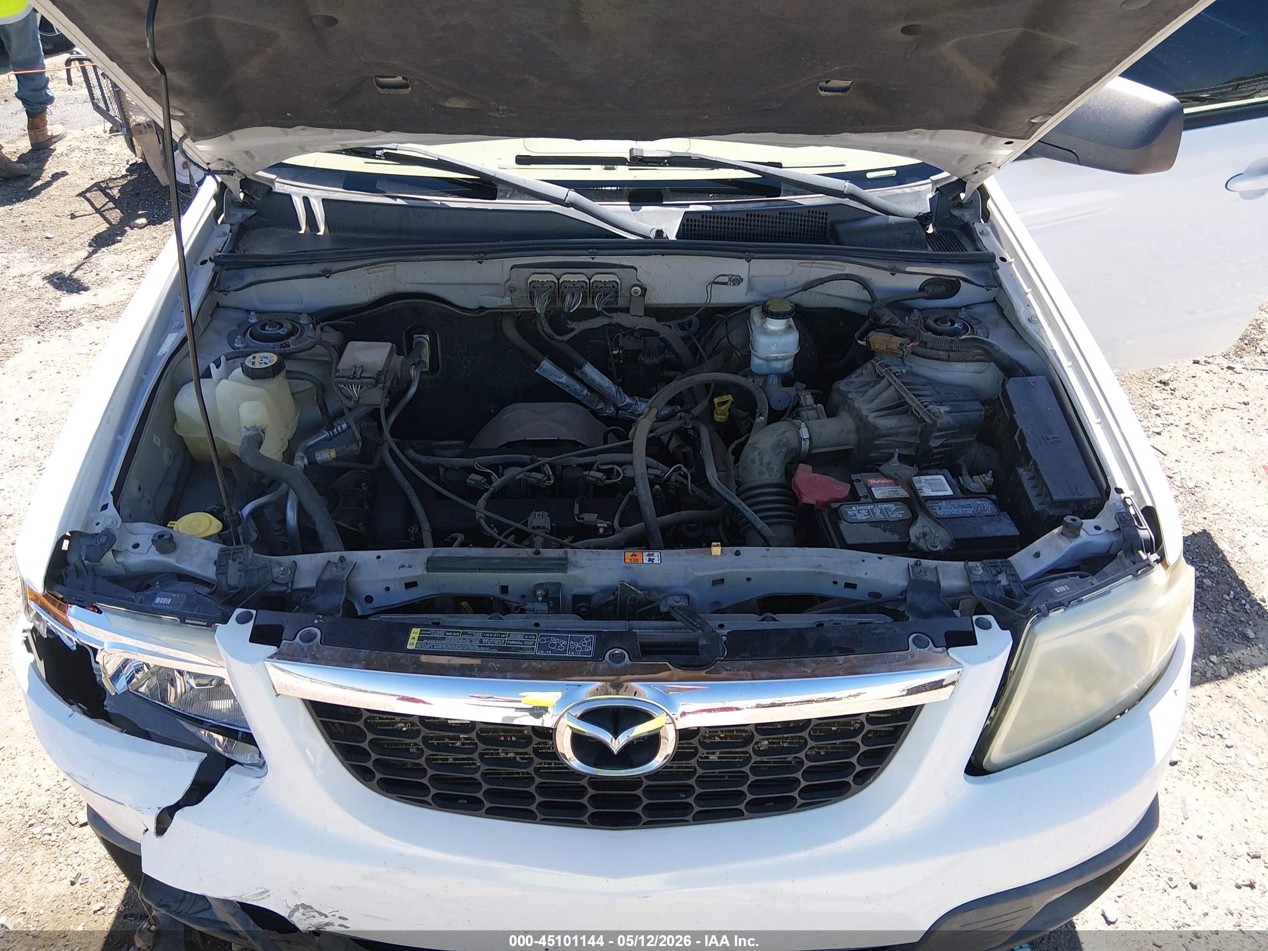 2008 Mazda Tribute I Sport White vin: 4F2CZ02Z88KM08647