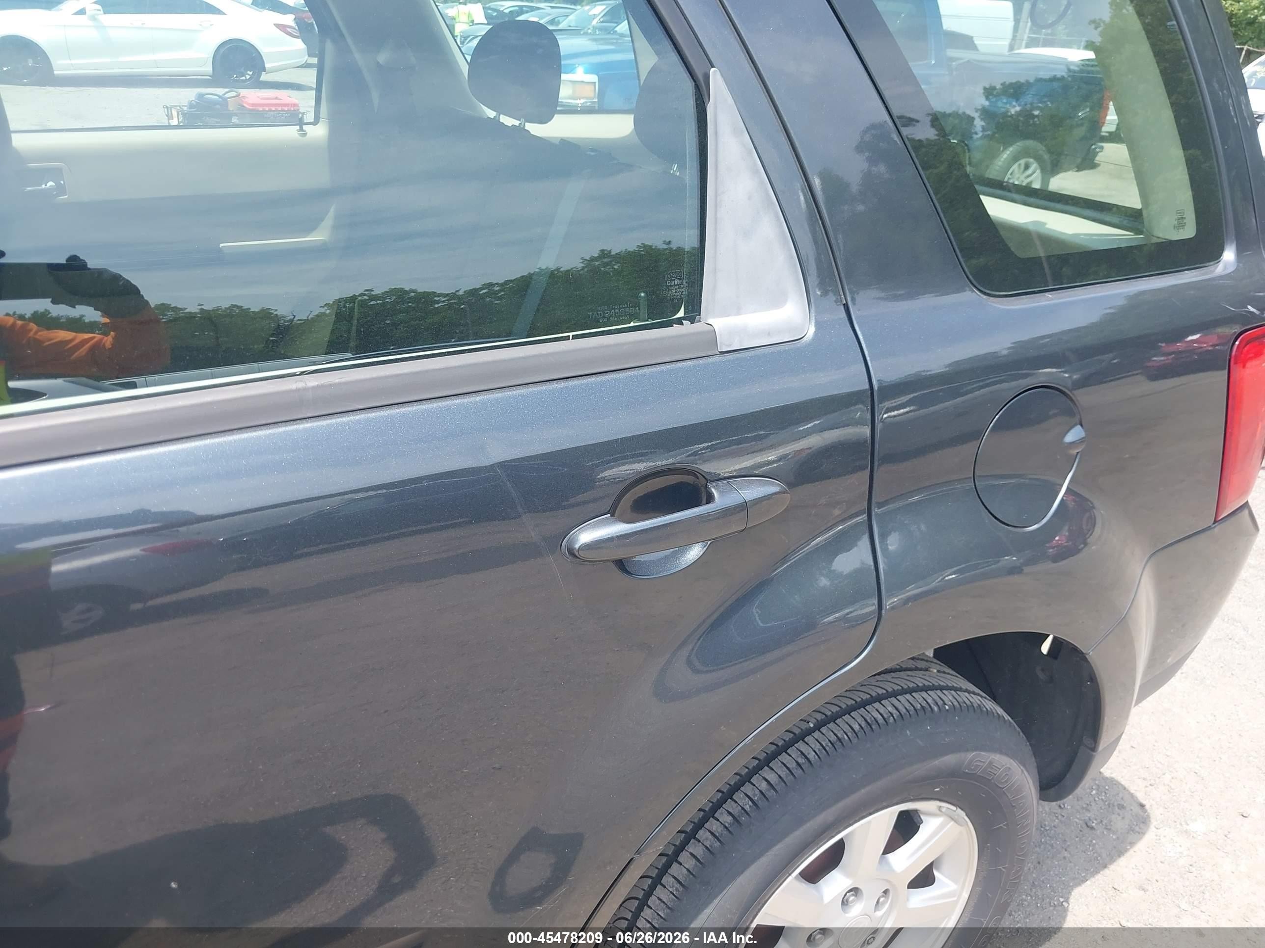 2008 Mazda Tribute I Sport Синий vin: 4F2CZ02Z98KM23478